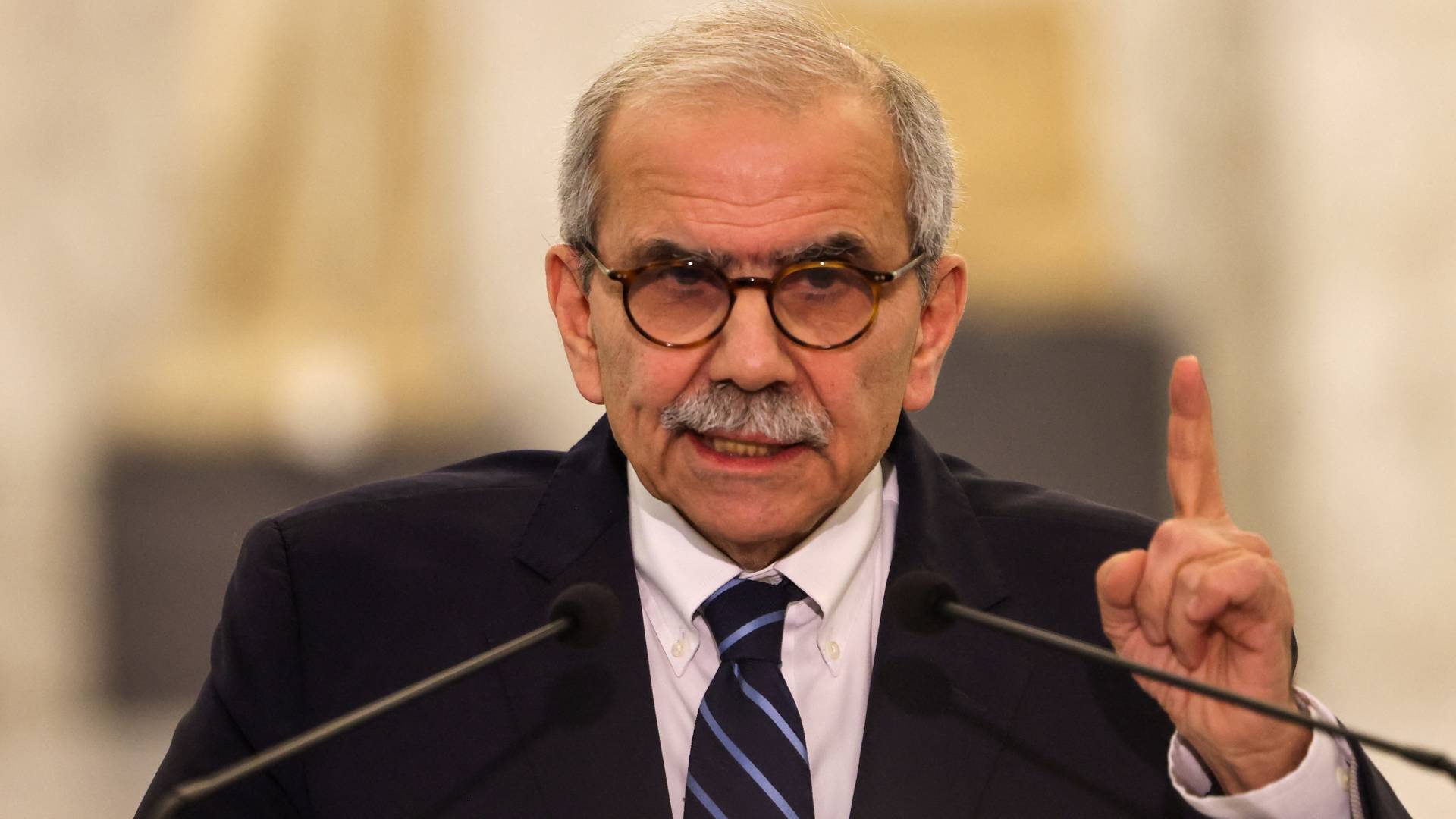 رئيس الحكومة اللبناني الجديد نواف سلام