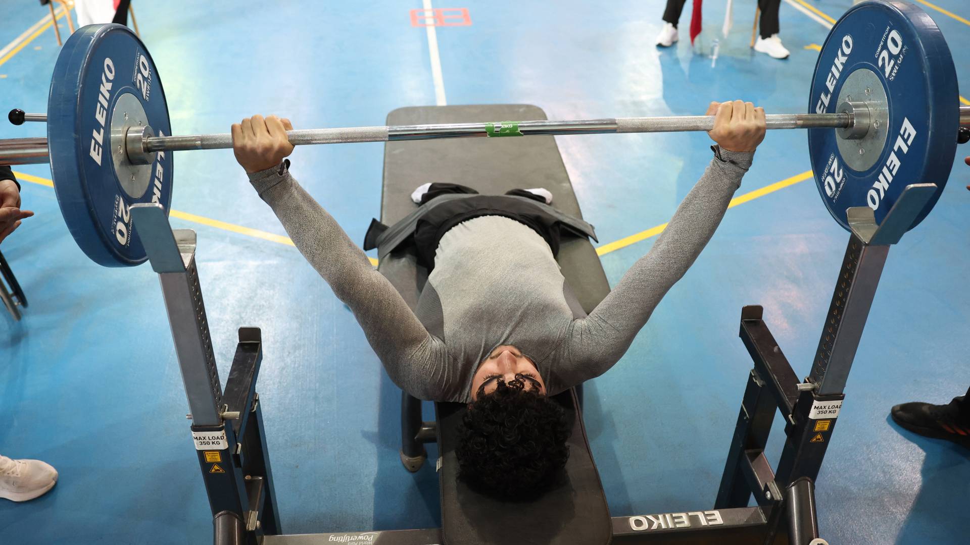 من المنافسات