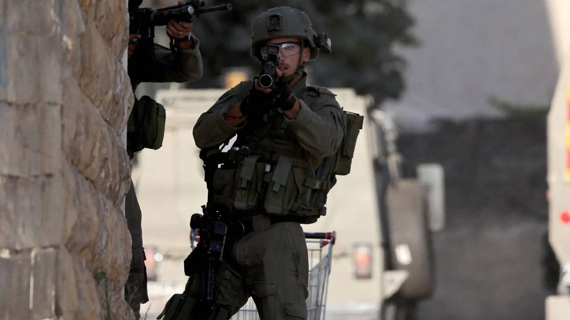 جندي من جيش الاحتلال