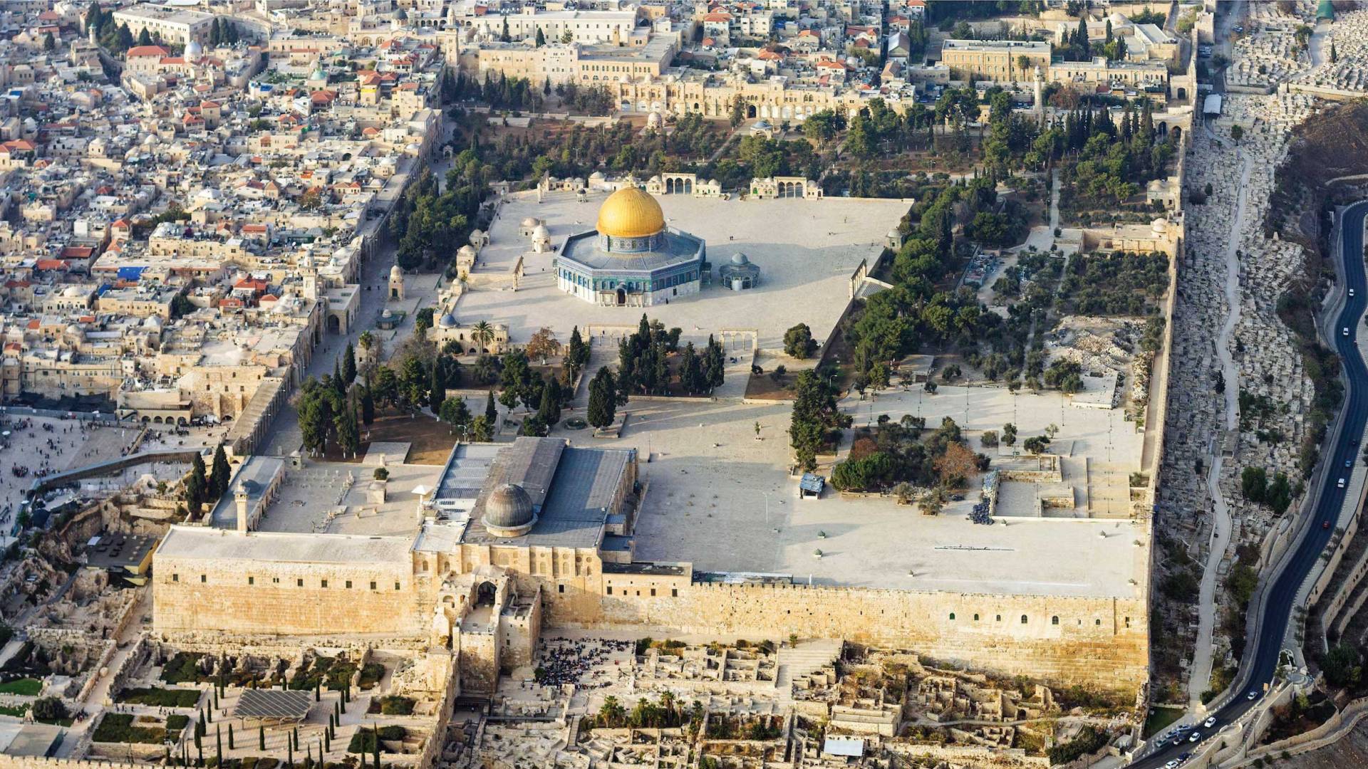 المسجد الأقصى المبارك