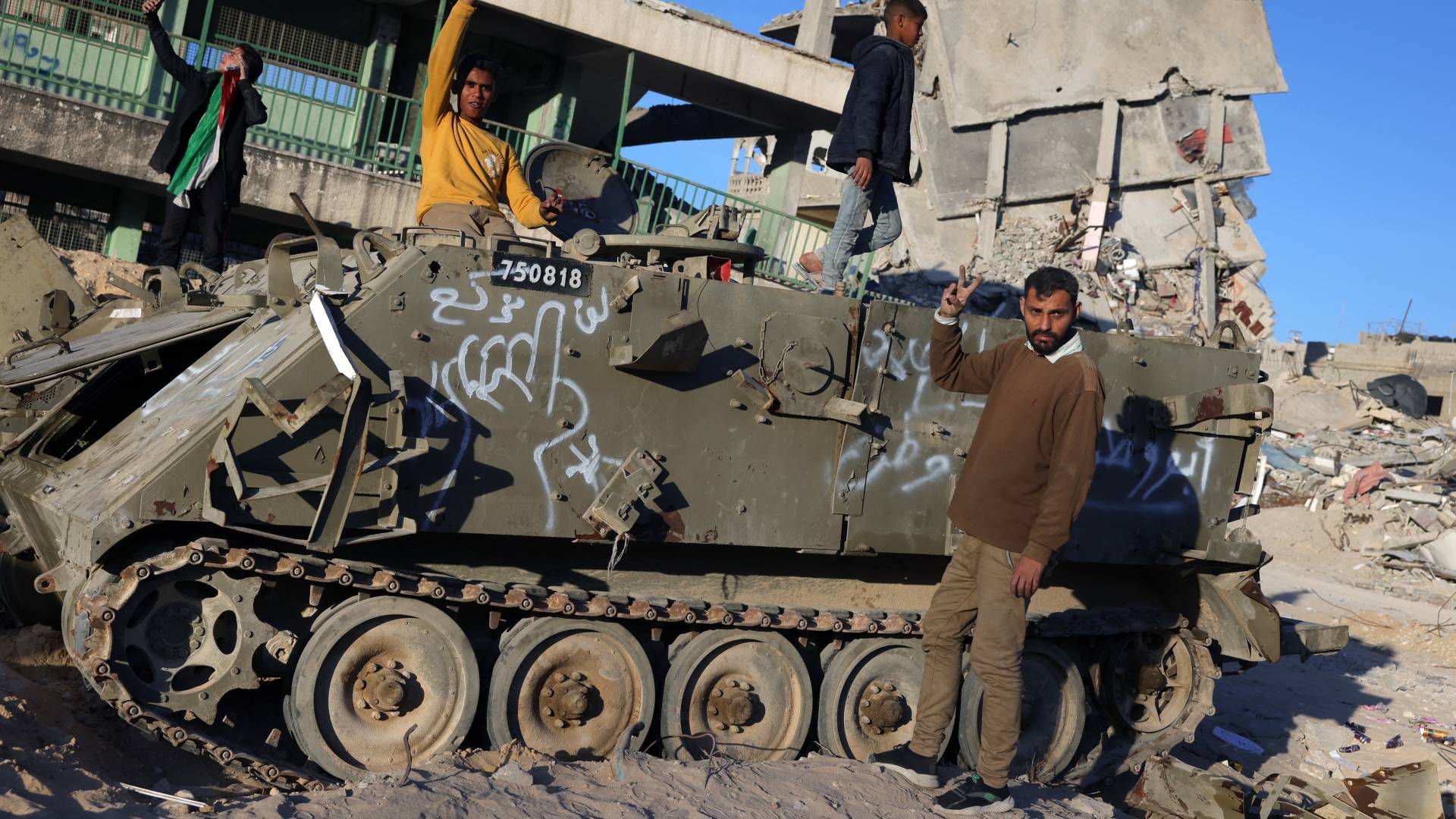 دبابة الاحتلال