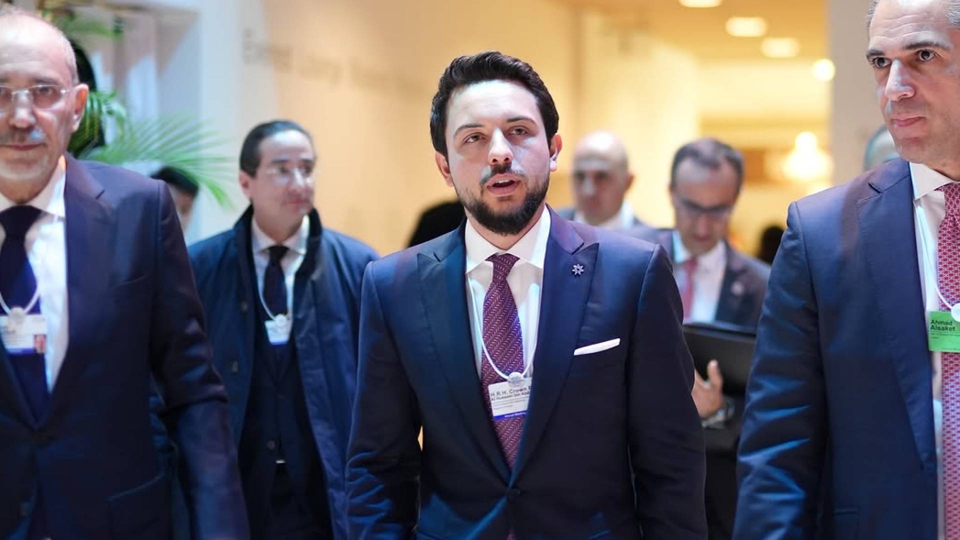 ولي العهد: سعدت بتمثيل الأردن والمشاركة في أعمال المنتدى الاقتصادي العالمي في دافوس