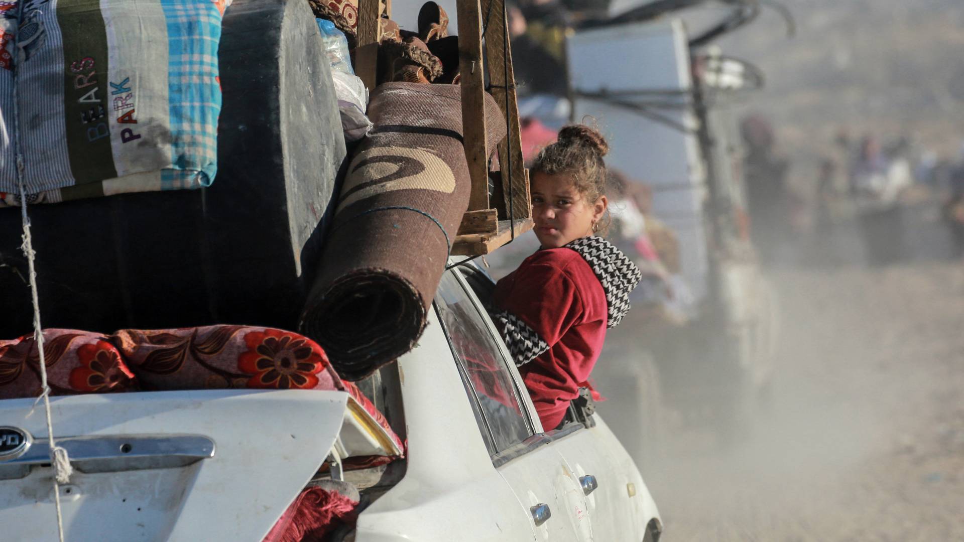 فلسطينيون يعودون إلى منازلهم بعد وقف إطلاق النار