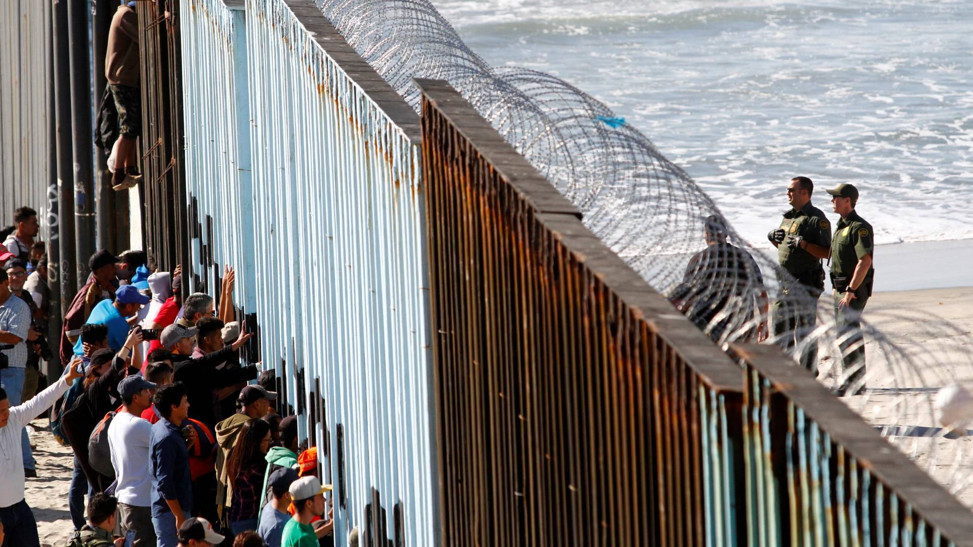 مهاجرين الى امريكا