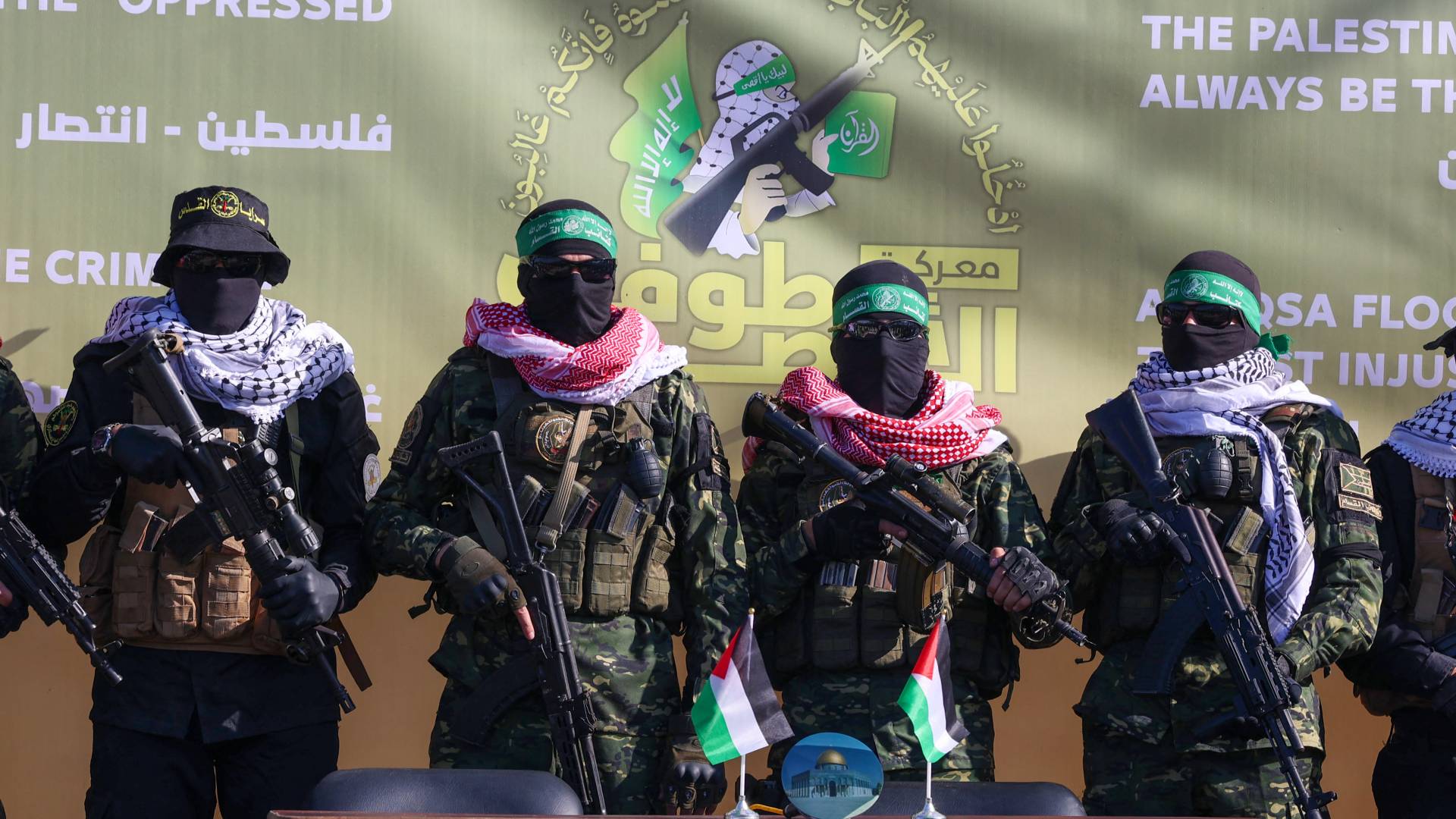 عناصر من كتائب القسام وسرايا القدس