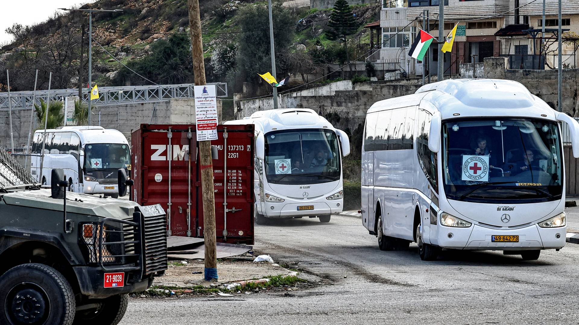 حافلات الأسرى الفلسطينيين