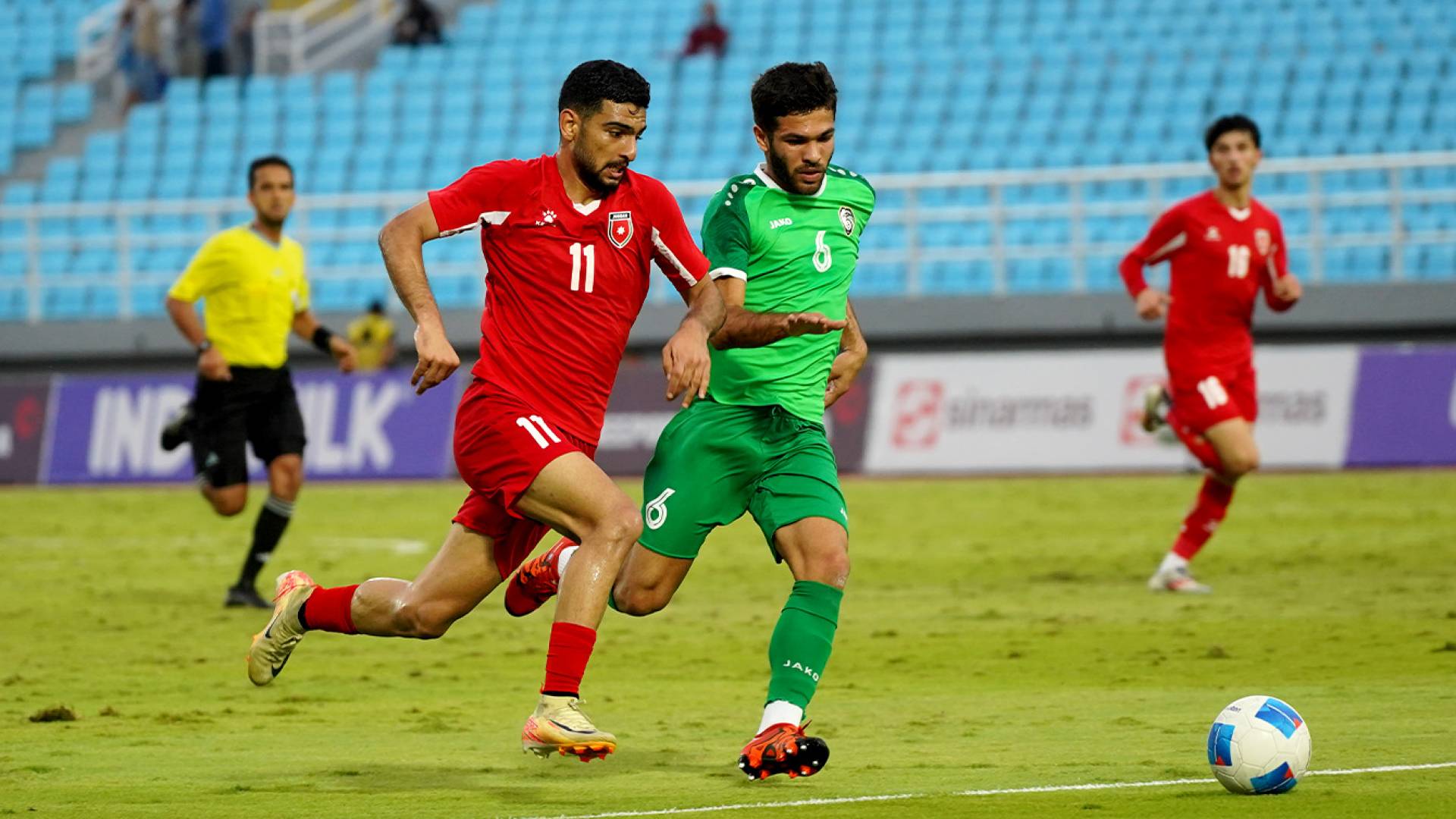 من مباراة الأردن وسوريا