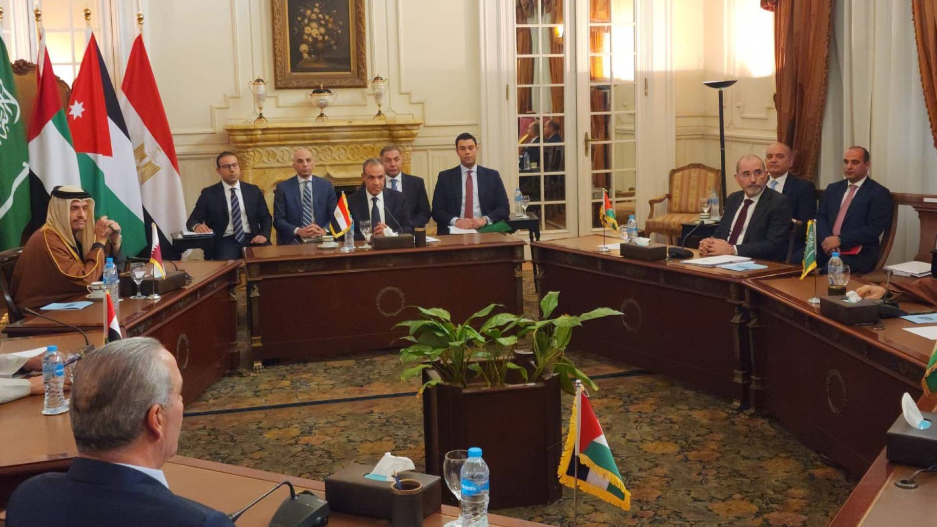 البيان المشترك للاجتماع الوزاري في القاهرة يؤكد رفض فكرة تهجير الفلسطينيين خارج أراضيهم