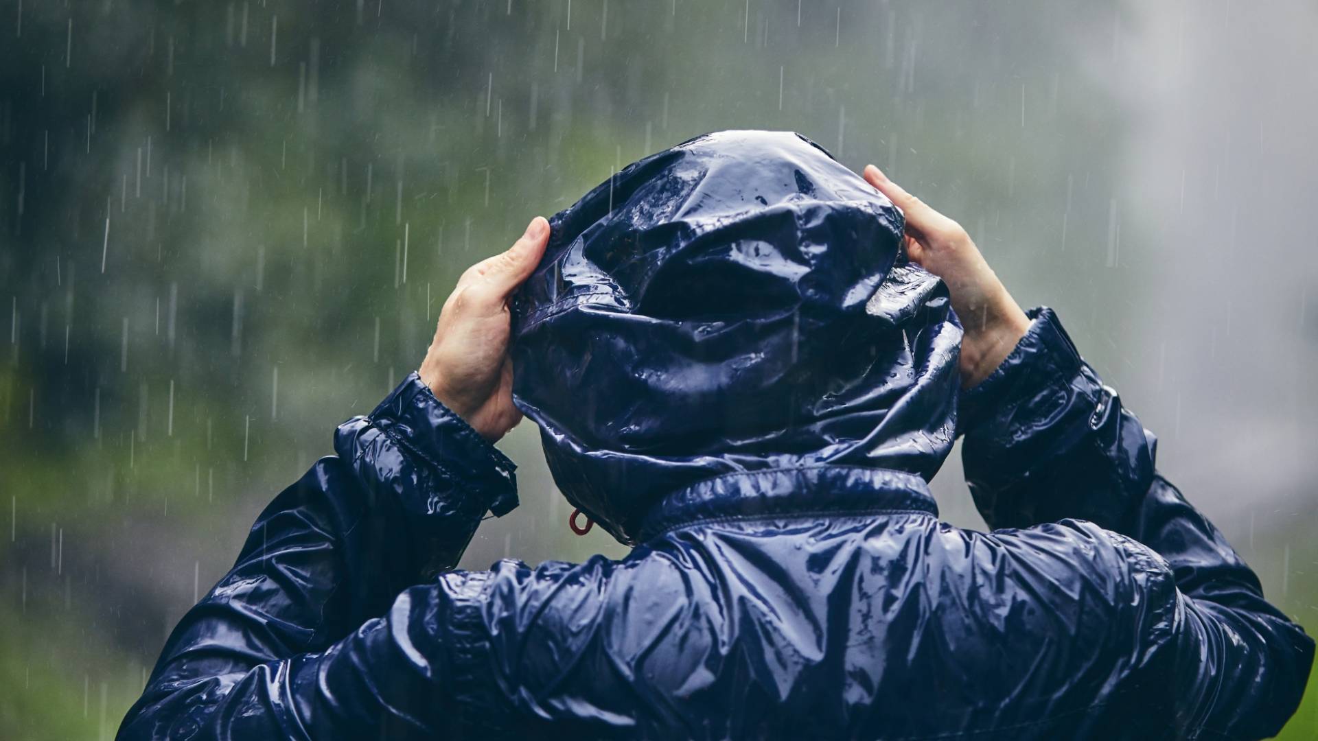 صورة تظهر تساقط الأمطار