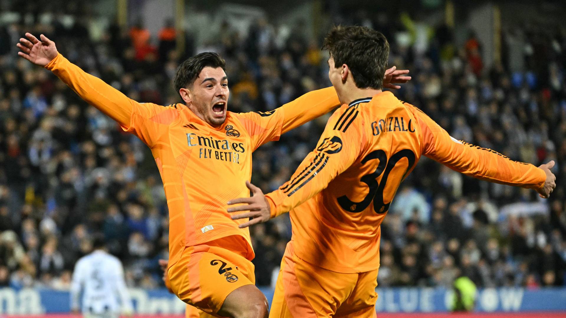 لاعبا ريال مدريد