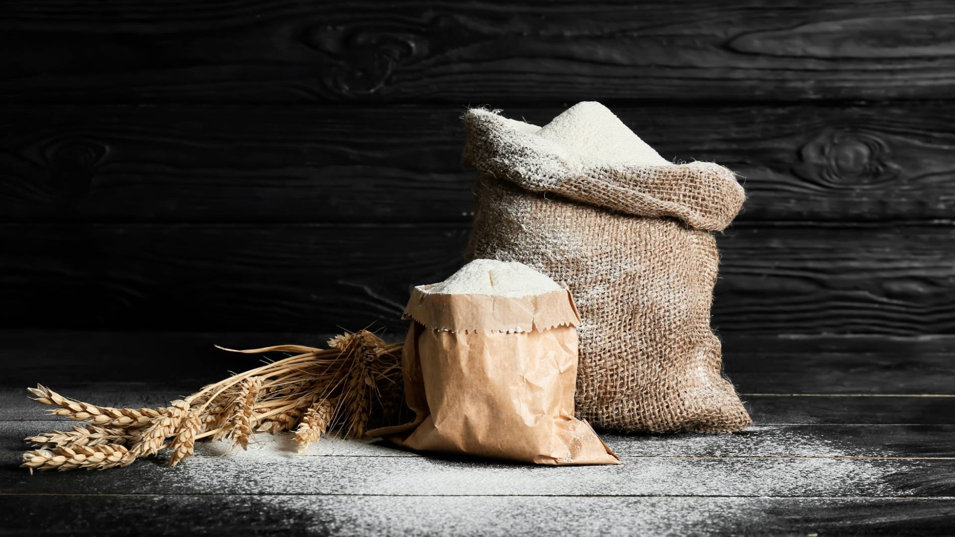 صورة تظهر شوال من الطحين