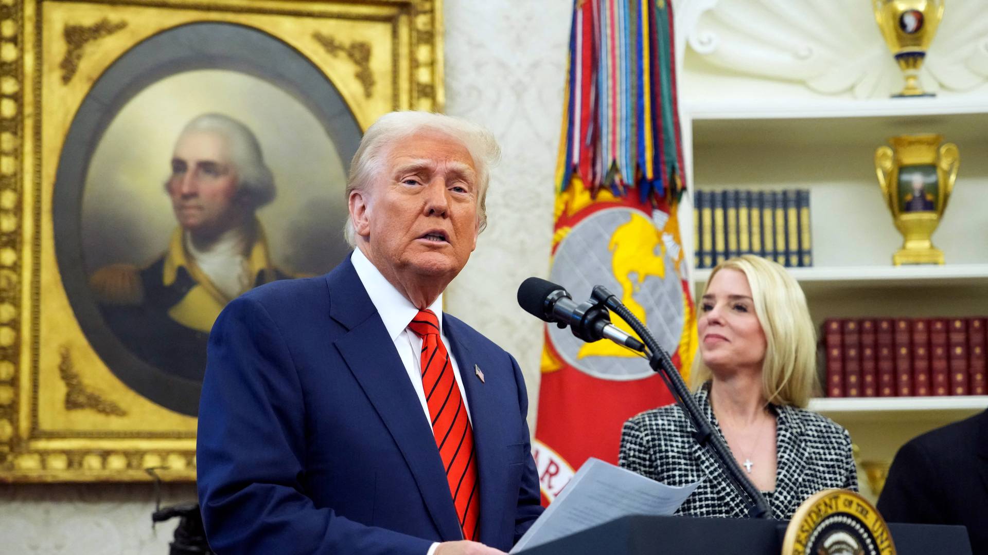 دونالد ترمب