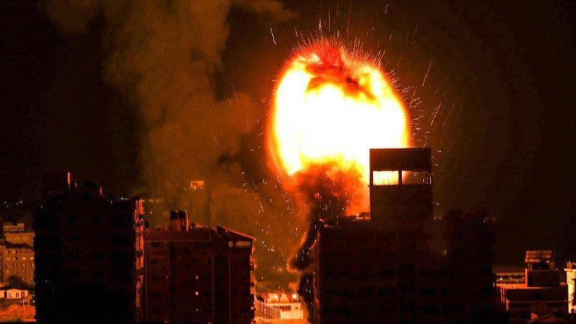 قصف جوي "أرشيفية"