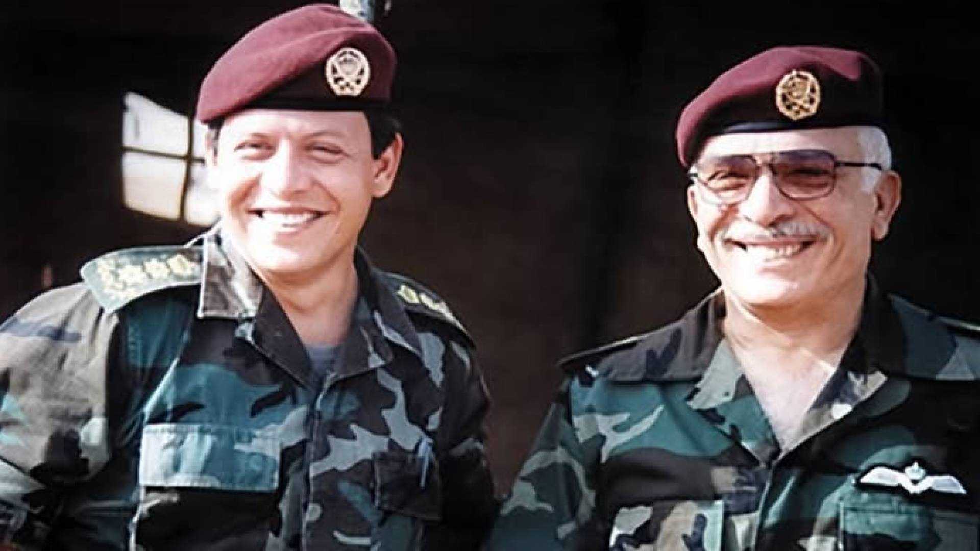جلالة المغفور له الملك الحسين بن طلال والملك عبدالله الثاني