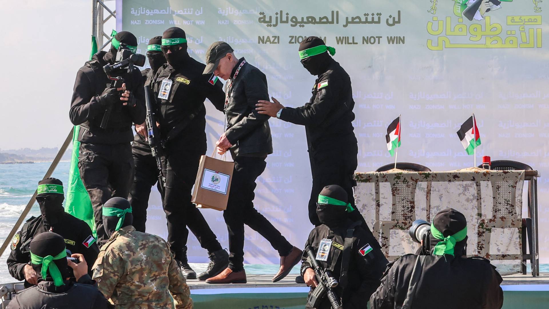 تبادل الأسرى