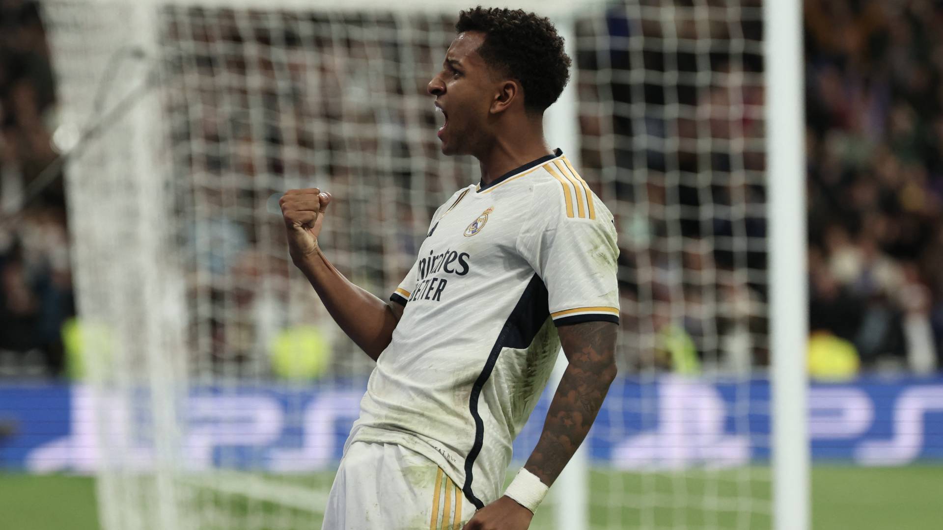 لاعب ريال مدريد رودريغو يحتفل بهدف