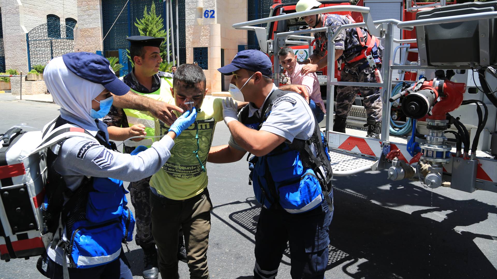 صورة تعبر عن عمليات انقاذ