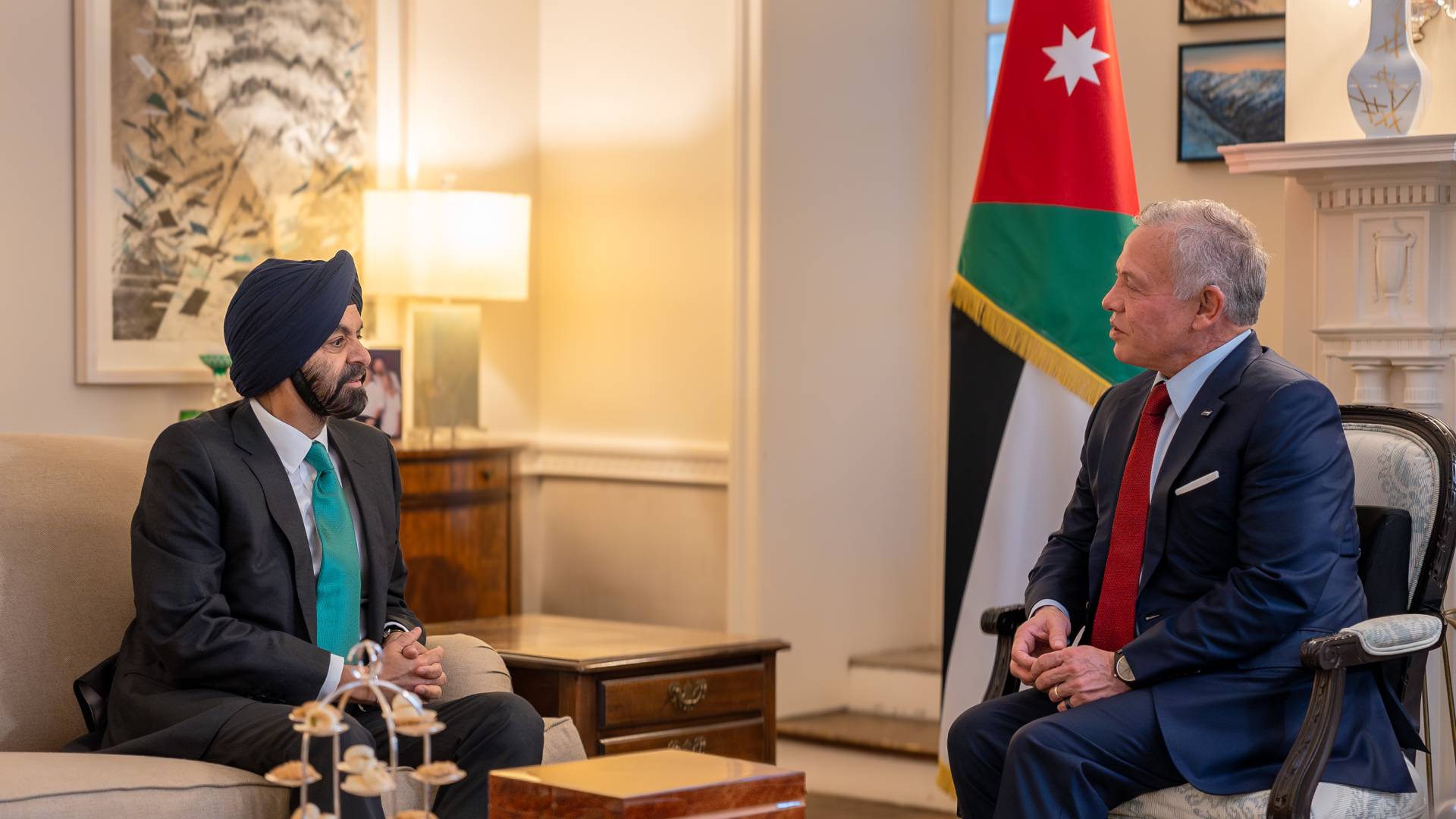 الملك يلتقي في واشنطن رئيس مجموعة البنك الدولي