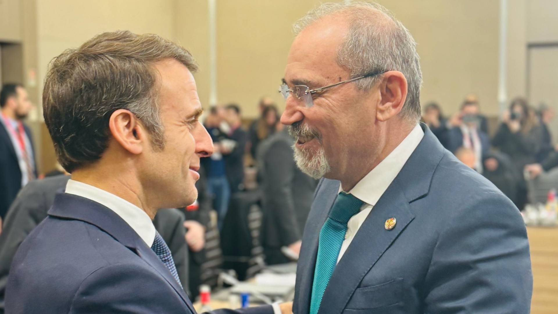 وزير الخارجية أمين الصفدي والرئيس الفرنسي إيمانويل ماكرون