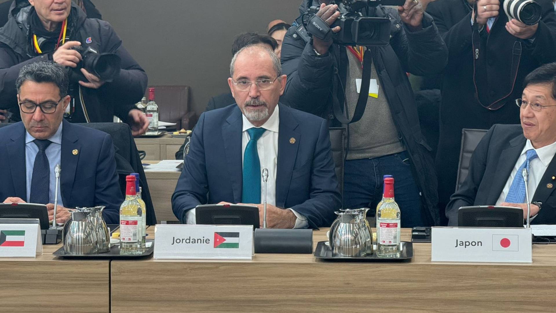 خلال مشاركة وزير الخارجية أيمن الصفدي في مؤتمر باريس