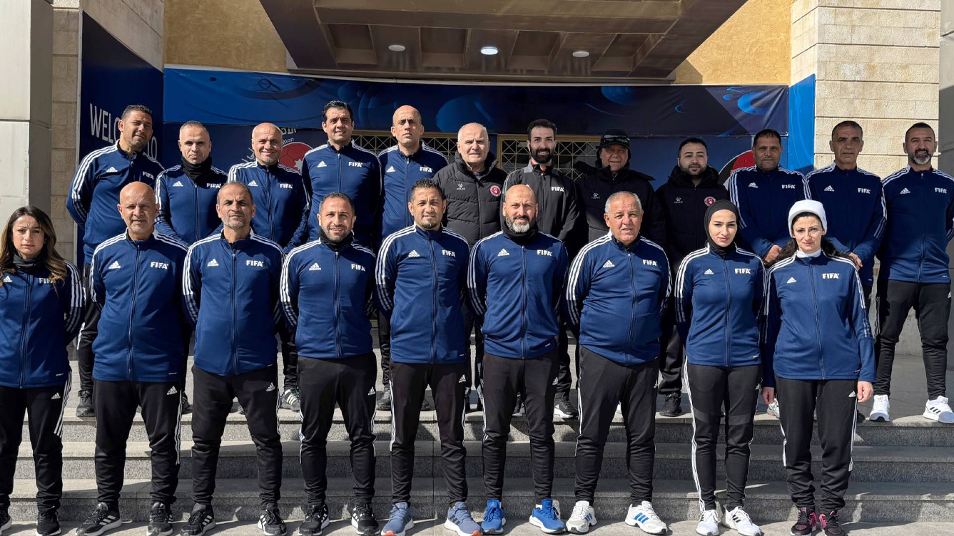 المشاركين في الدورة