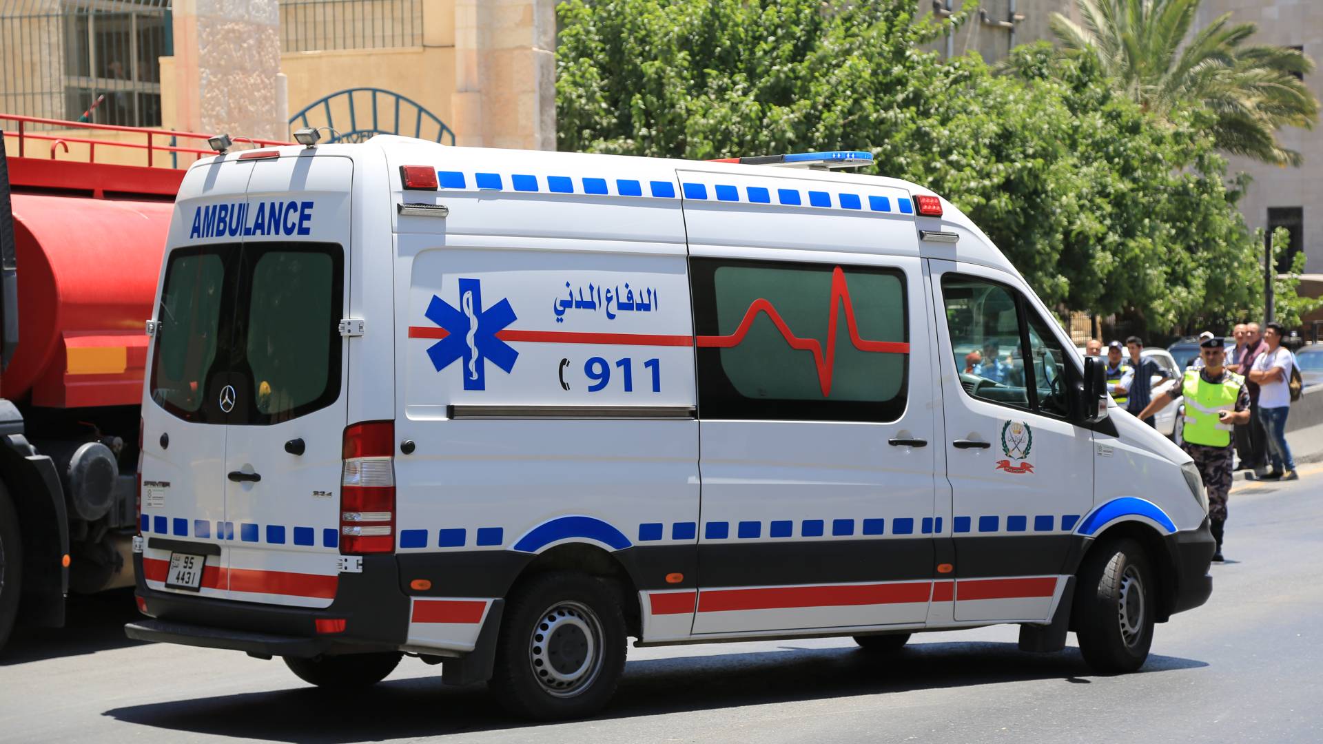 كوادر الدفاع المدني