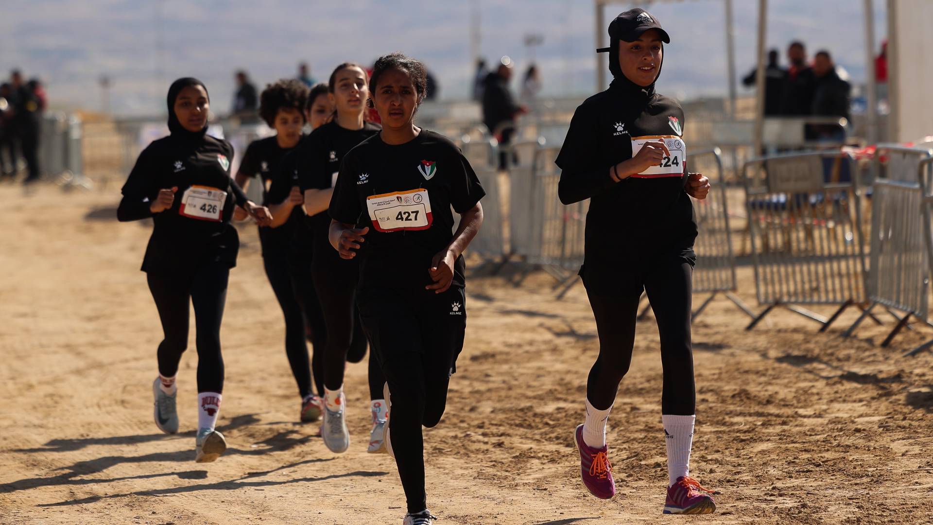 من المنافسات