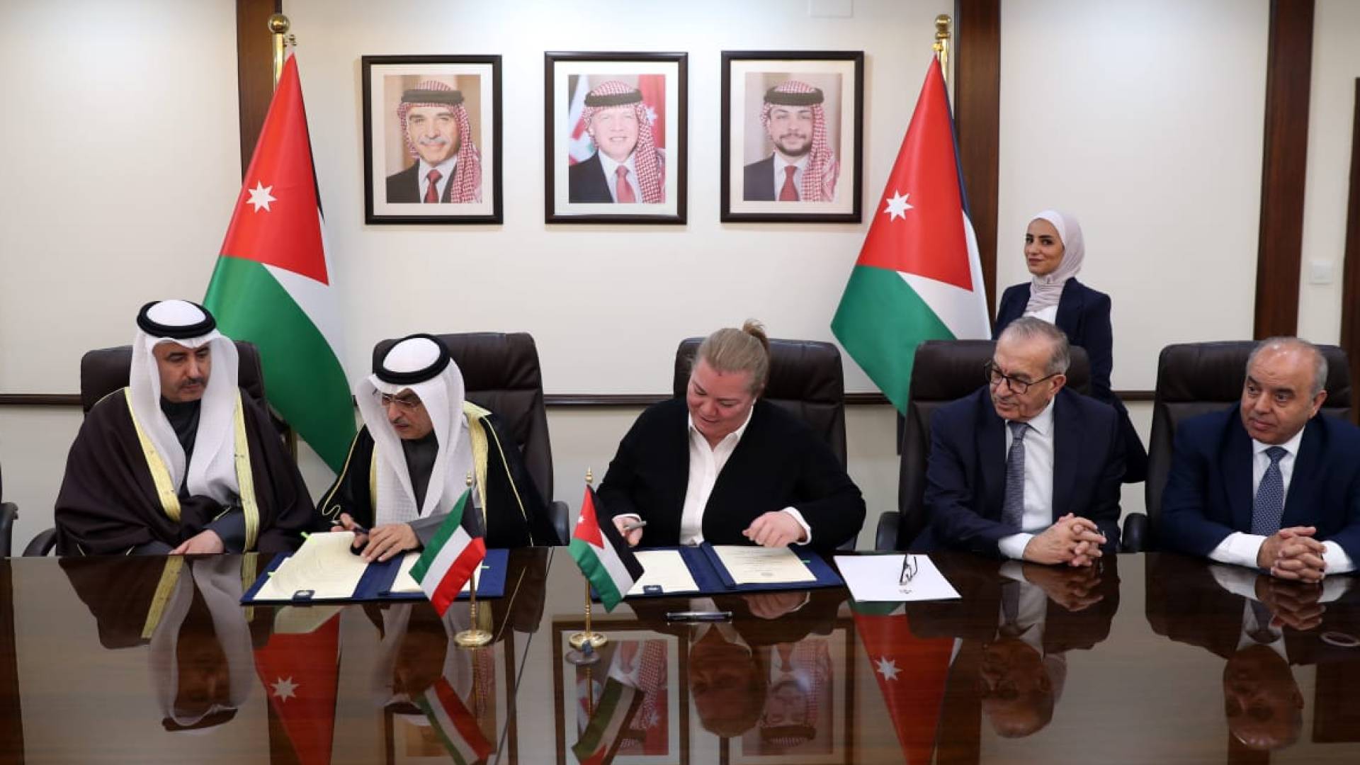 توقيع اتفاقيتين بين الأردن والكويت