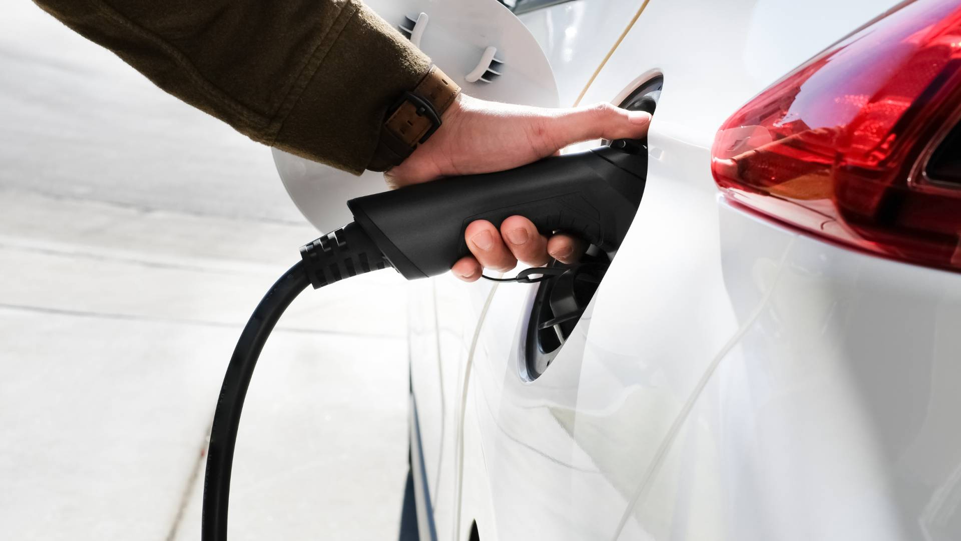 سيارة كهربائية