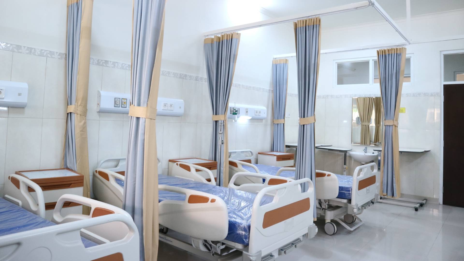 صورة لأسرة أحد المستشفيات