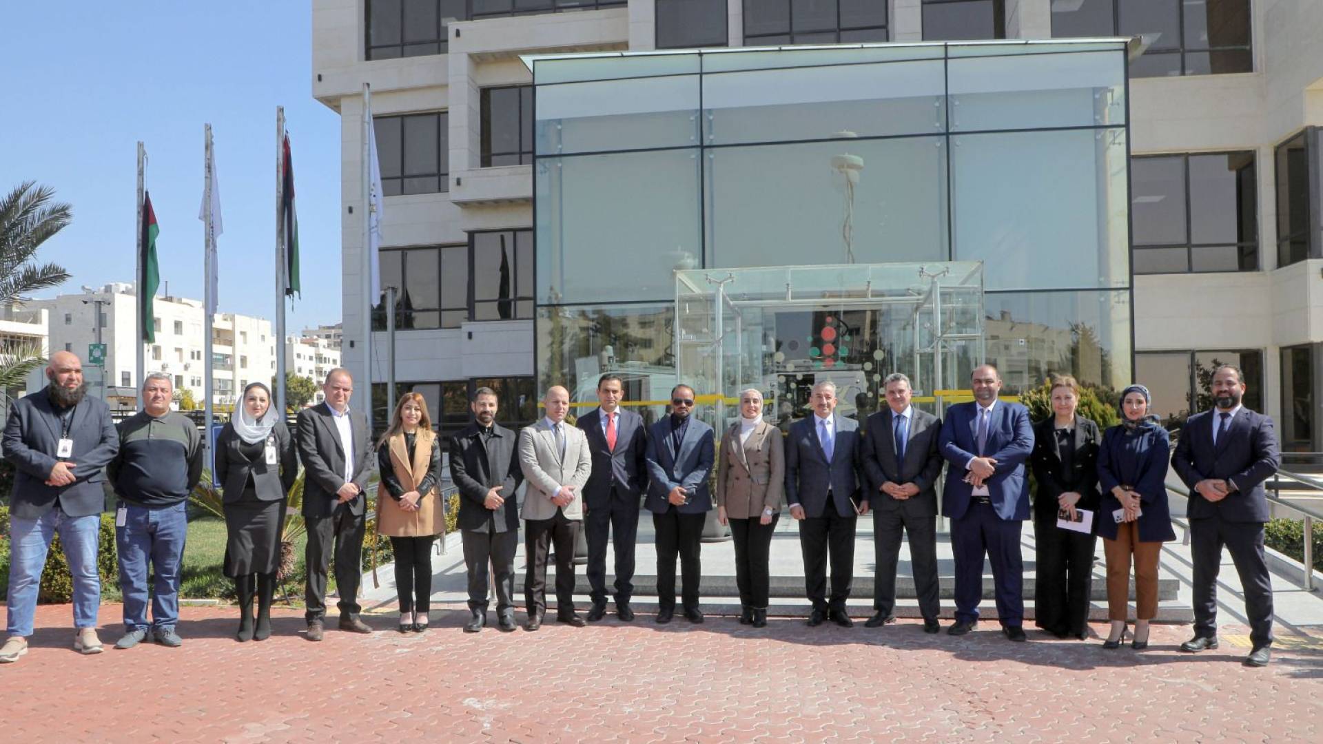 لجنة الاقتصاد الرقمي تؤكد أهمية التنسيق بين الحكومة والقطاع الخاص في تطوير قطاع الاتصالات