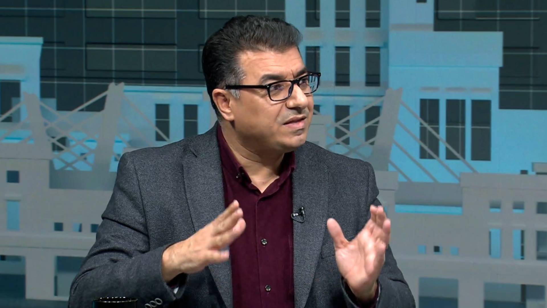 وزير الزراعة خالد حنيفات