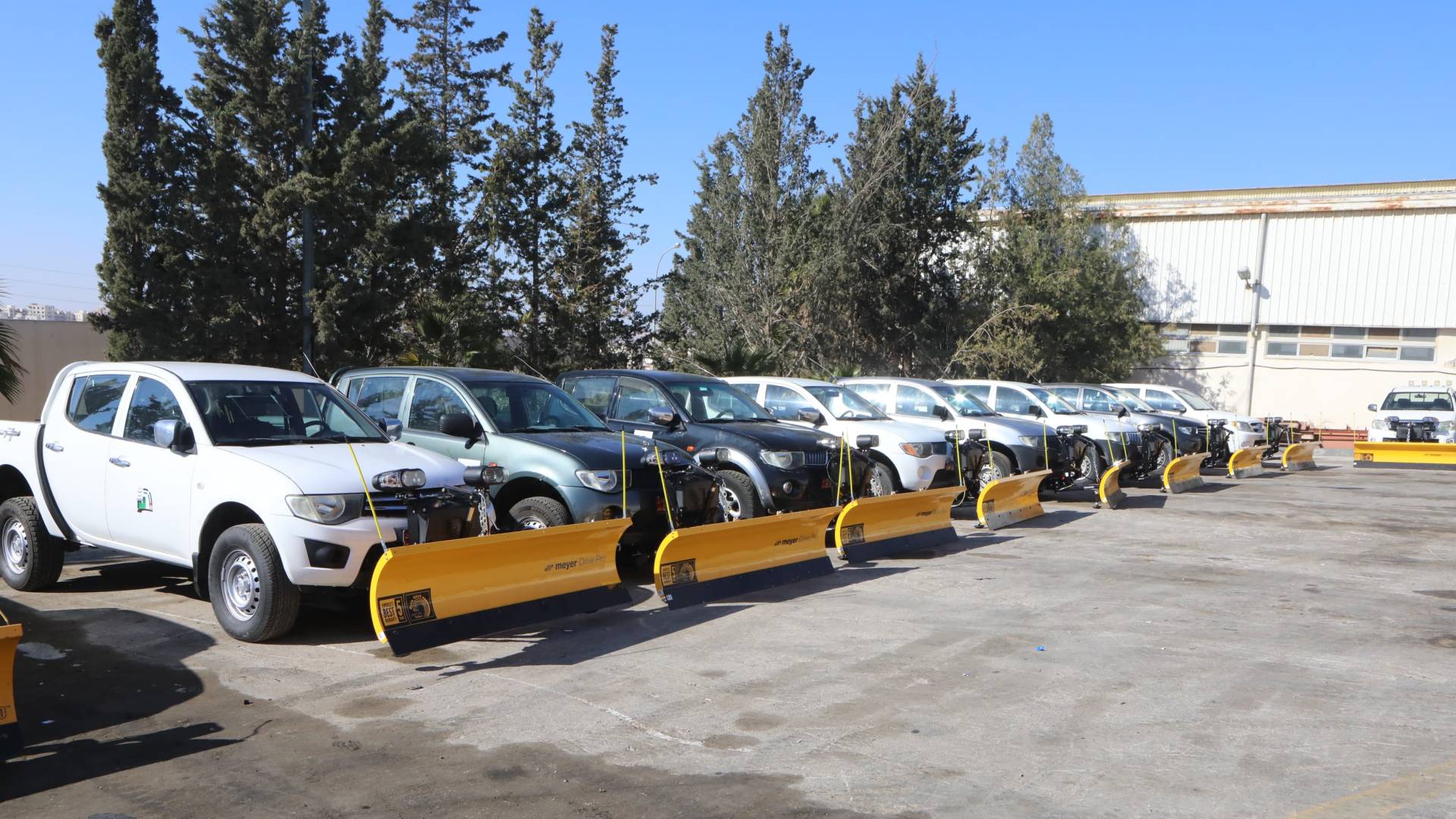 كوادر وزارة الأشغال