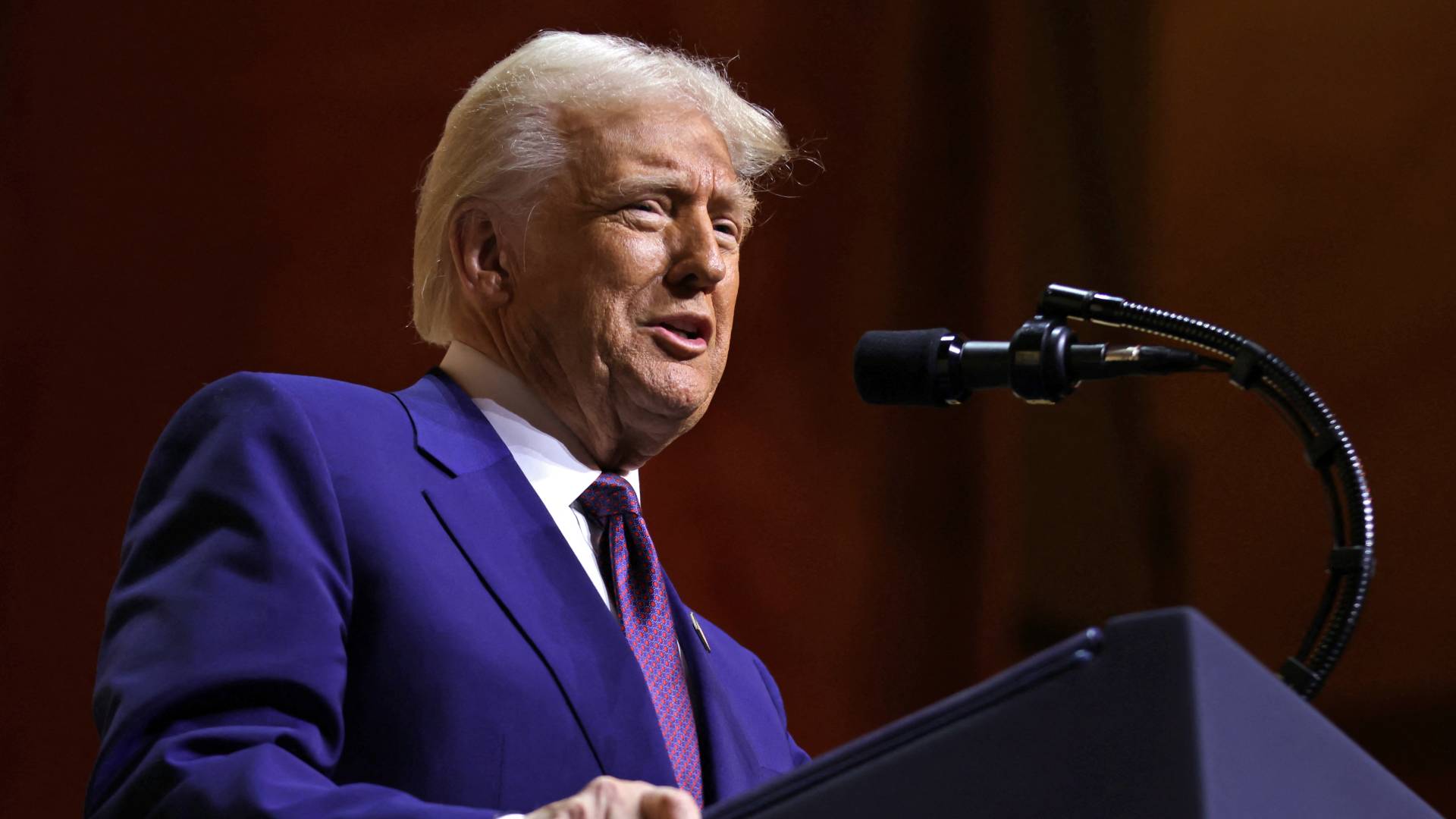 دونالد ترمب