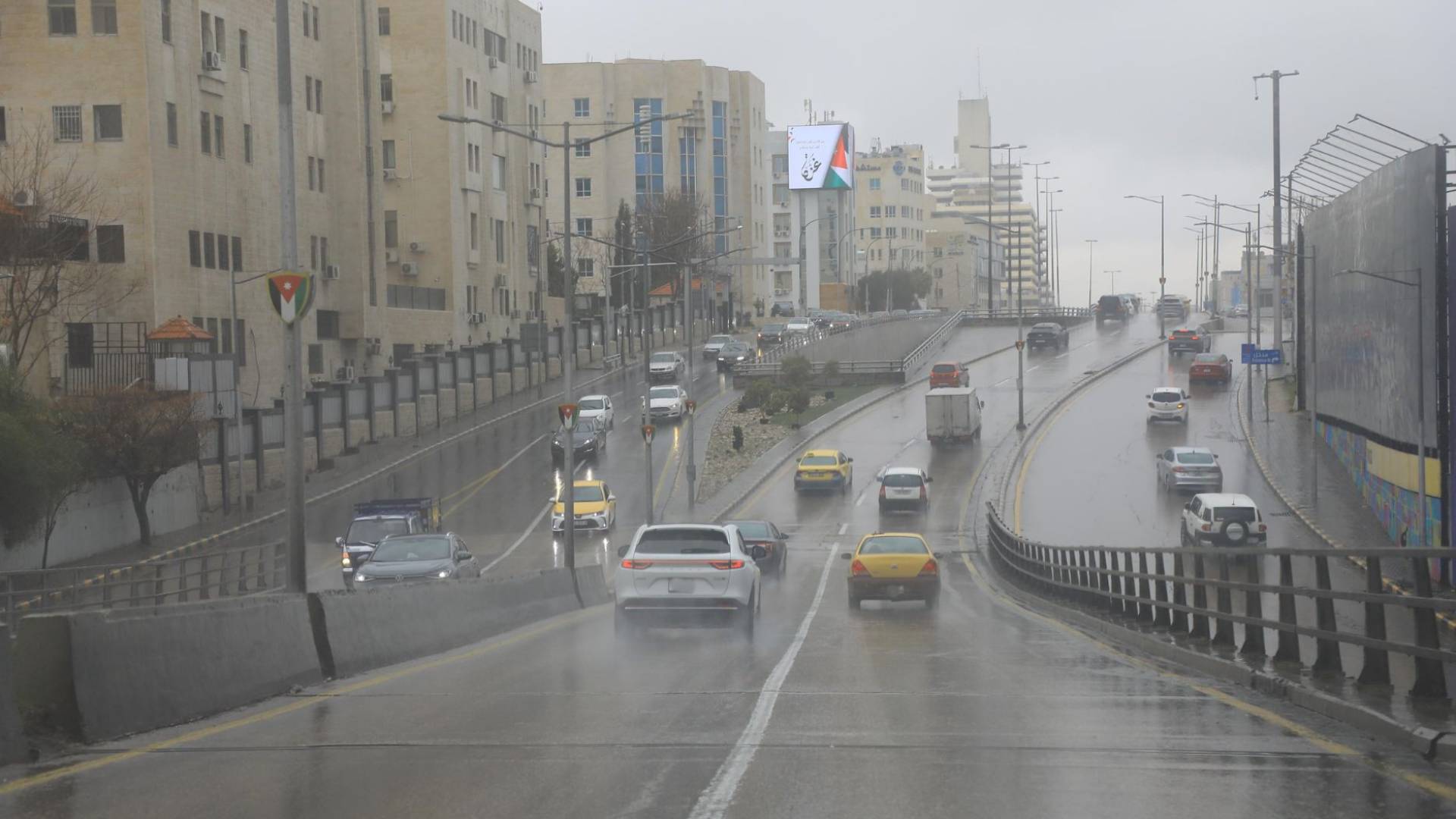 منخفض جوي يؤثر على الطقس بالأردن