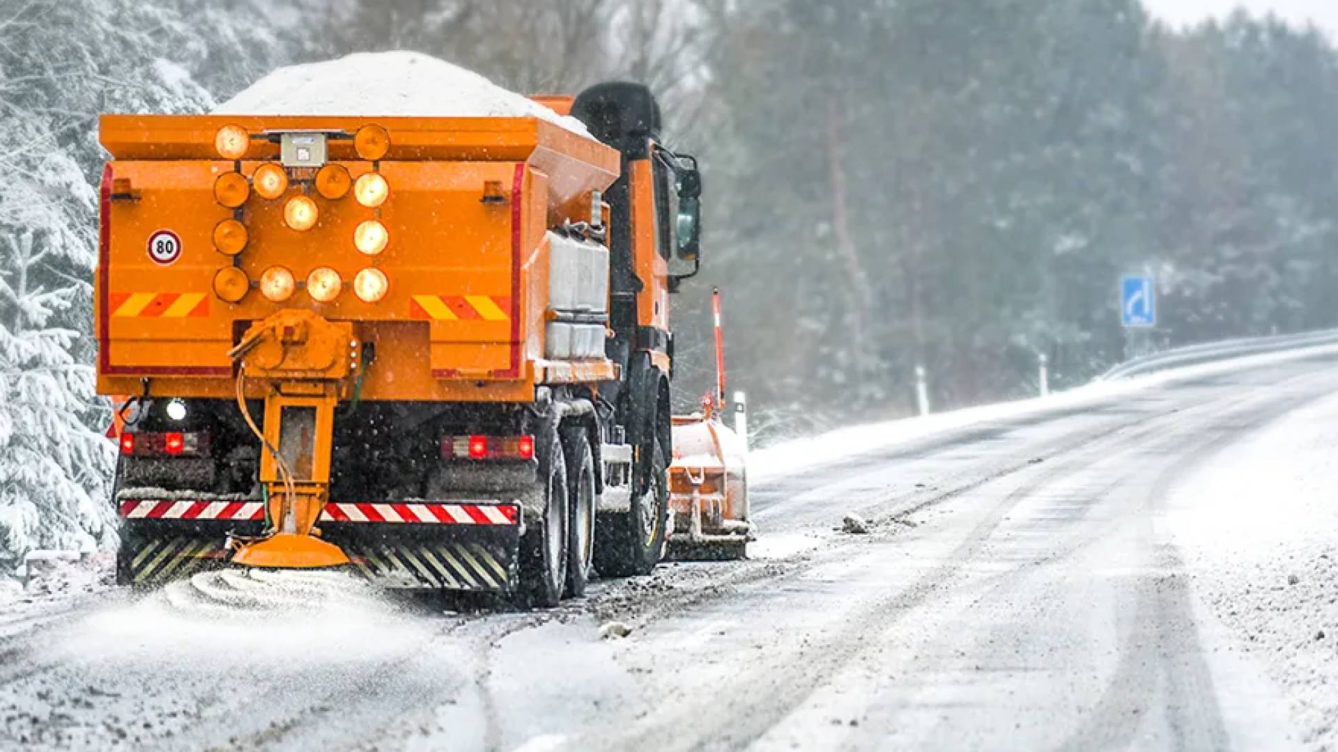 رش الطرقات بالملح - تعبيرية