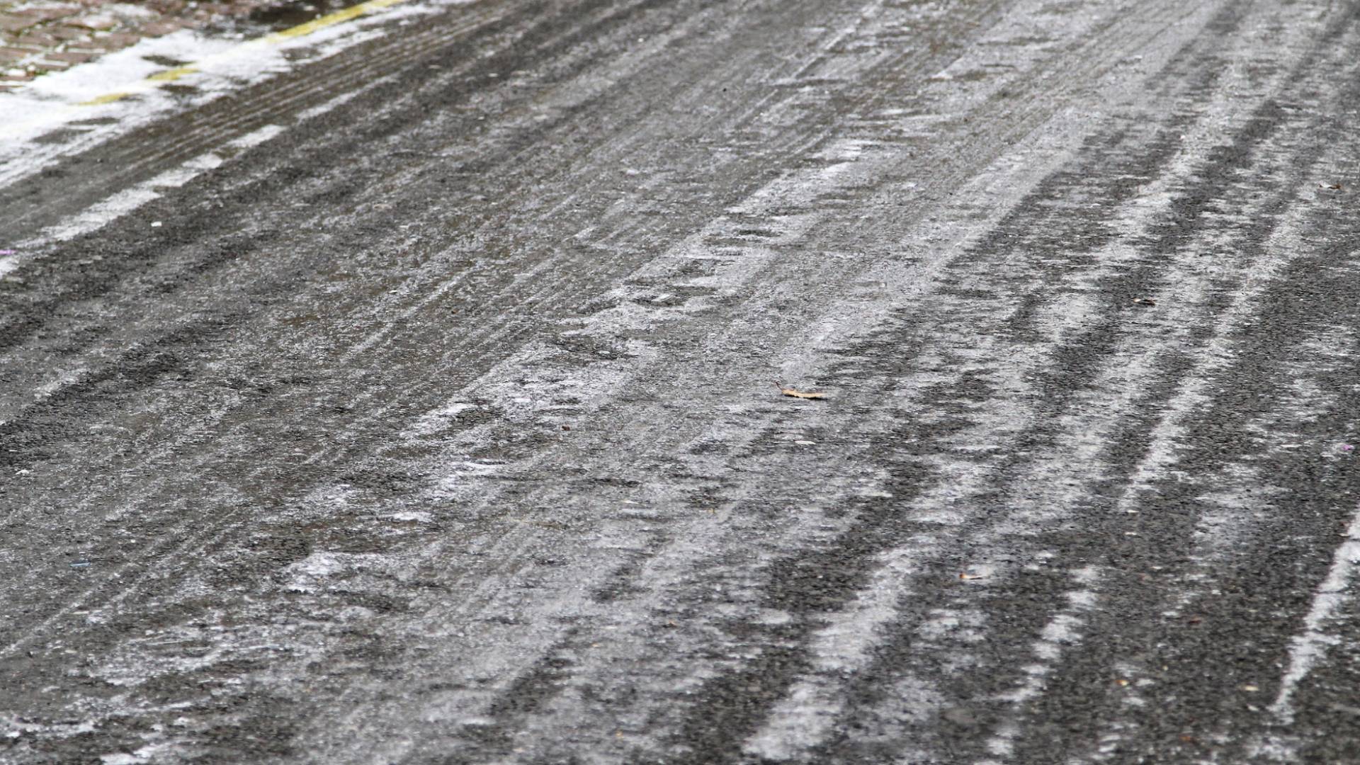 انجماد على إحدى الطرقات - تعبيرية