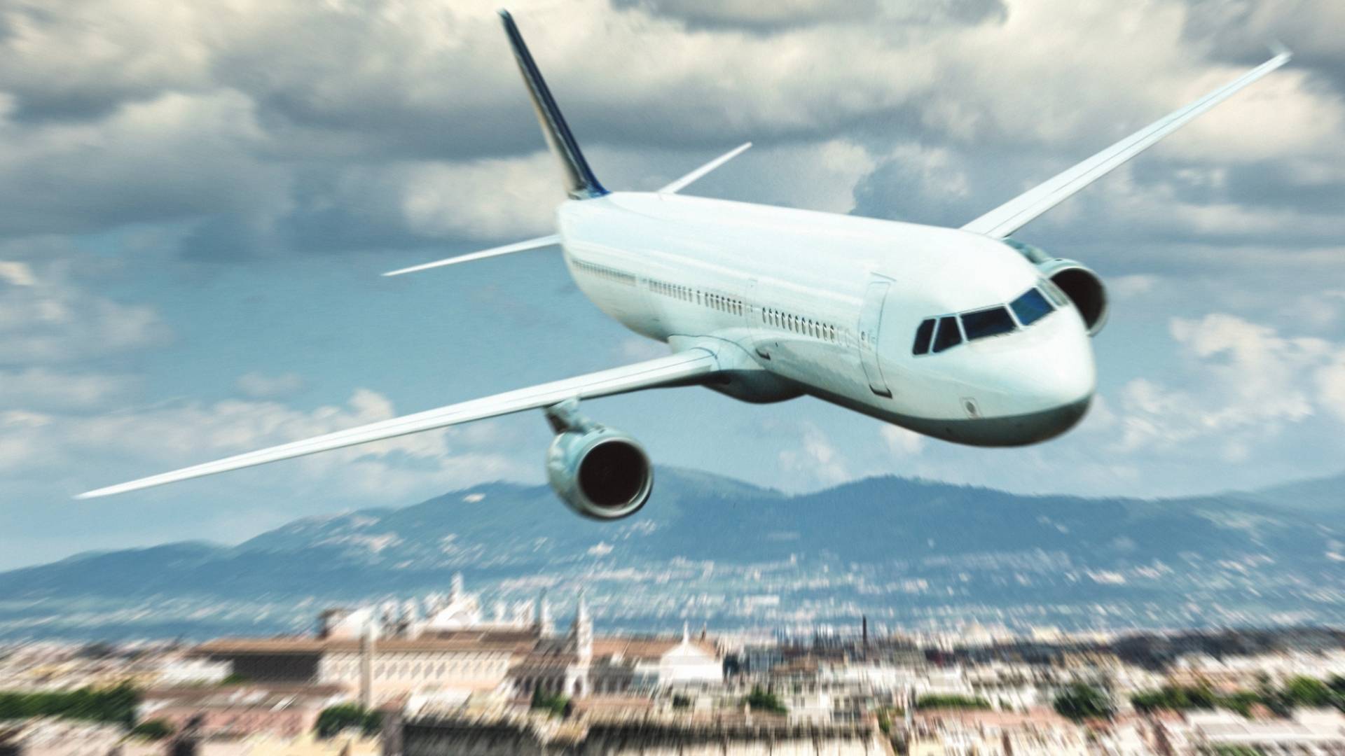 صورة تظهر هبوط طائرة