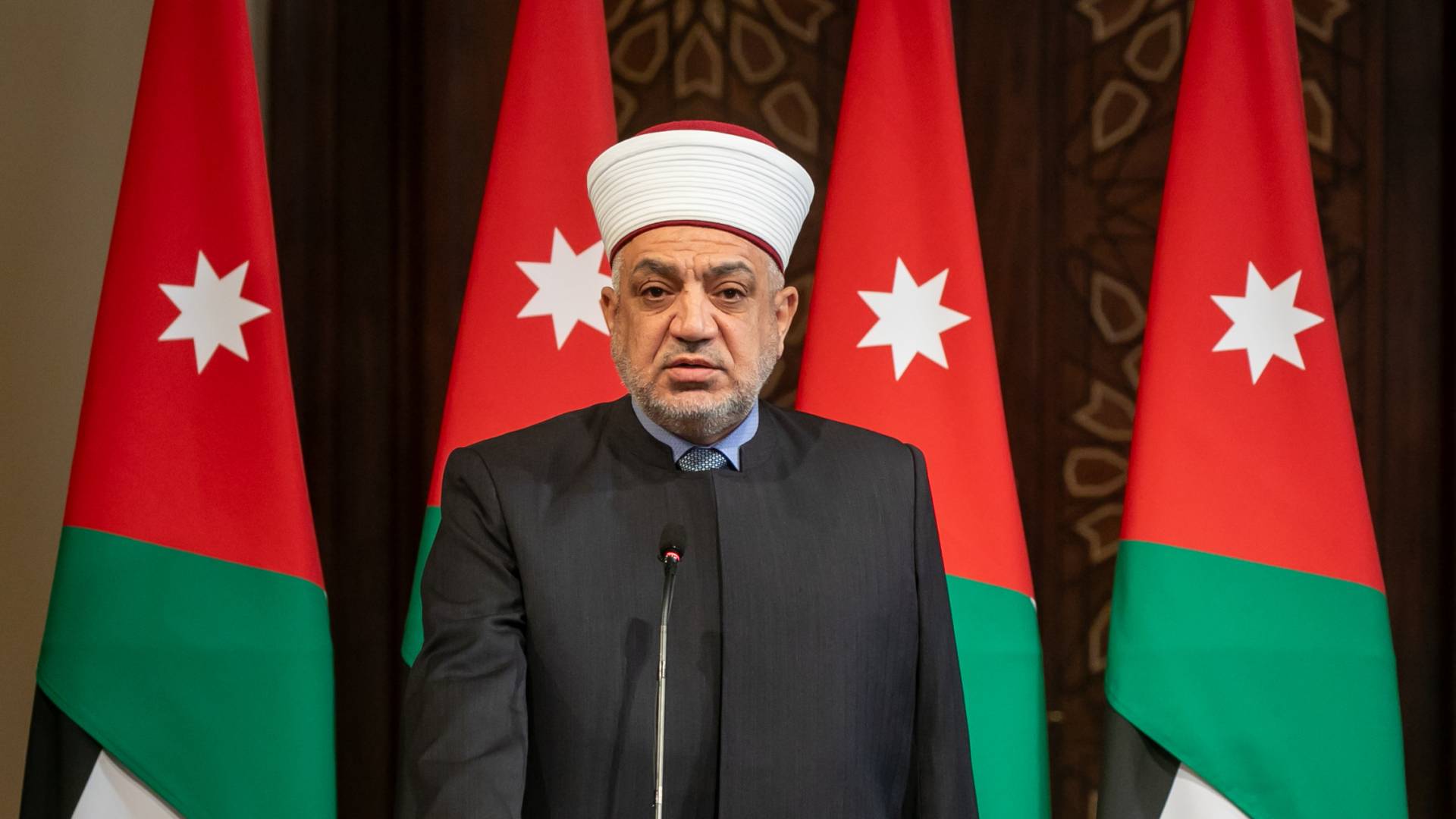 وزير الأوقاف والشؤون والمقدسات الإسلامية الدكتور محمد الخلايلة