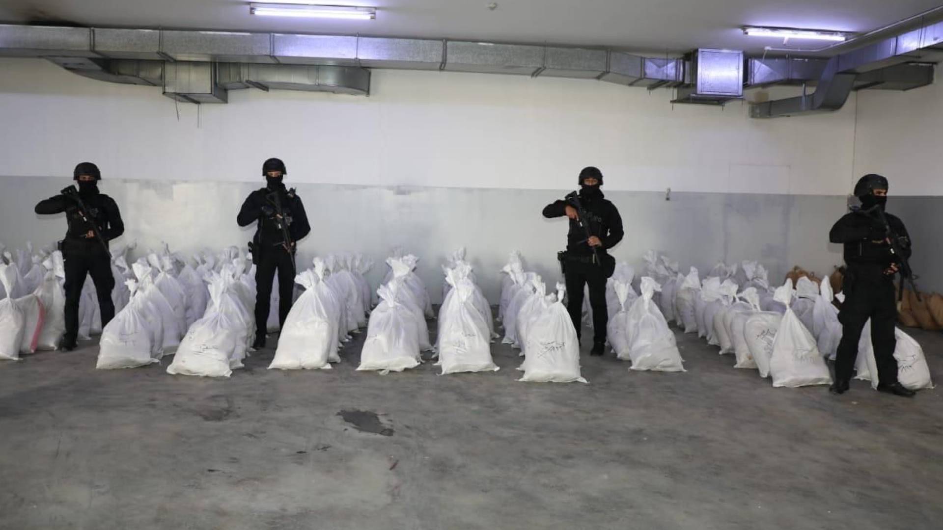 الأمن العام: إتلاف كميات كبيرة من المخدرات تم ضبطها في 18 قضية مختلفة