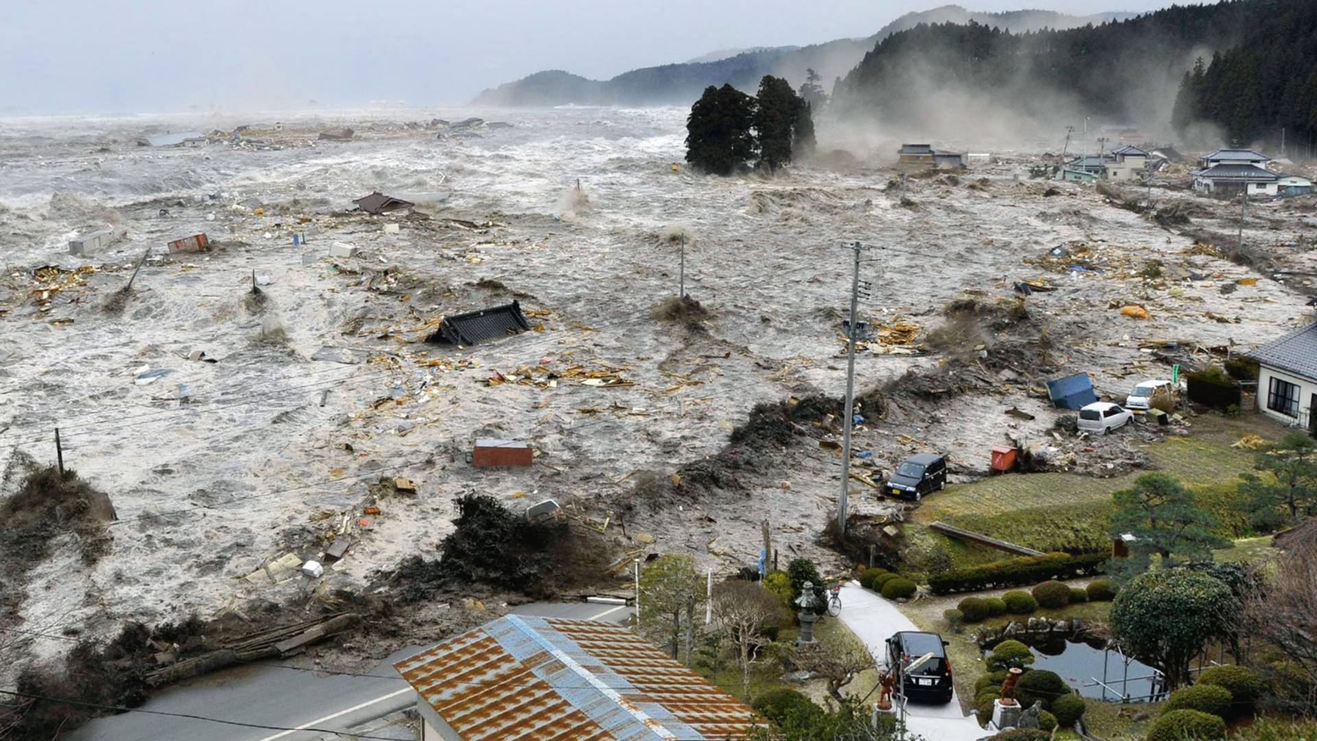 موجة تسونامي - أرشيفية