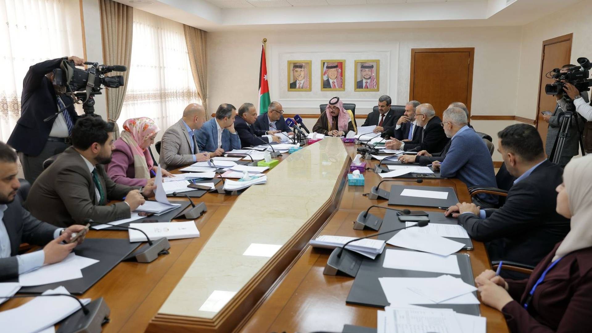 اللجنة النيابية المشتركة