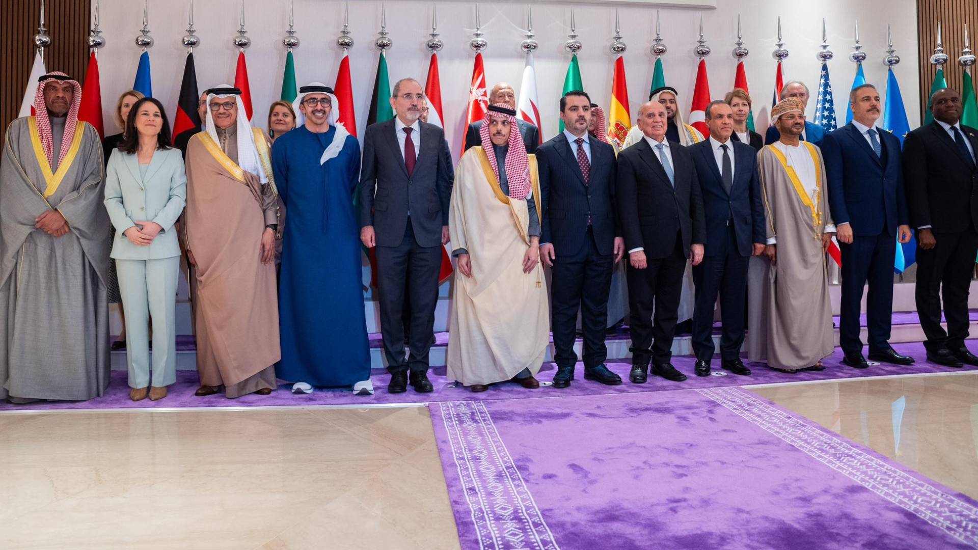 الأردن يشارك في اجتماعات وزارية مكثفة بالسعودية