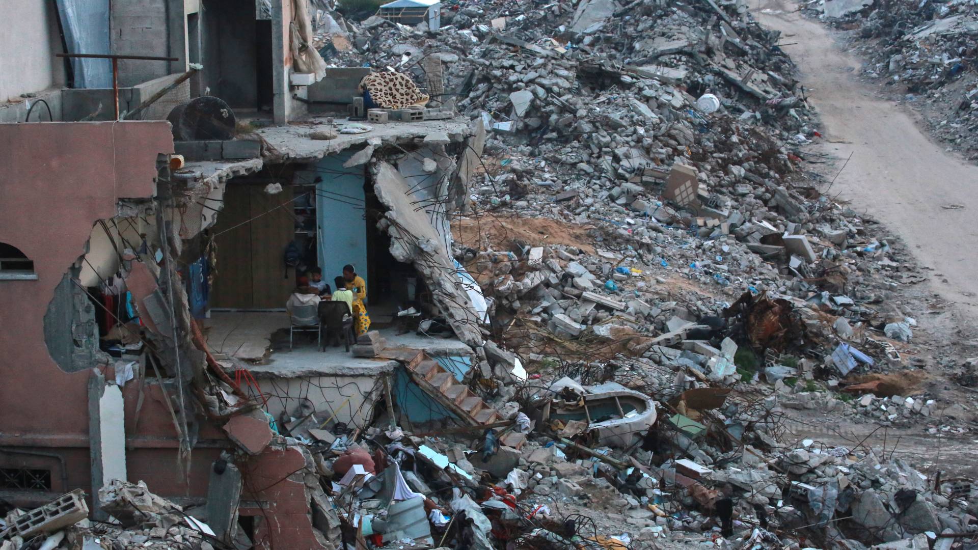 جانب من الدمار الذي خلفه الاحتلال في قطاع غزة