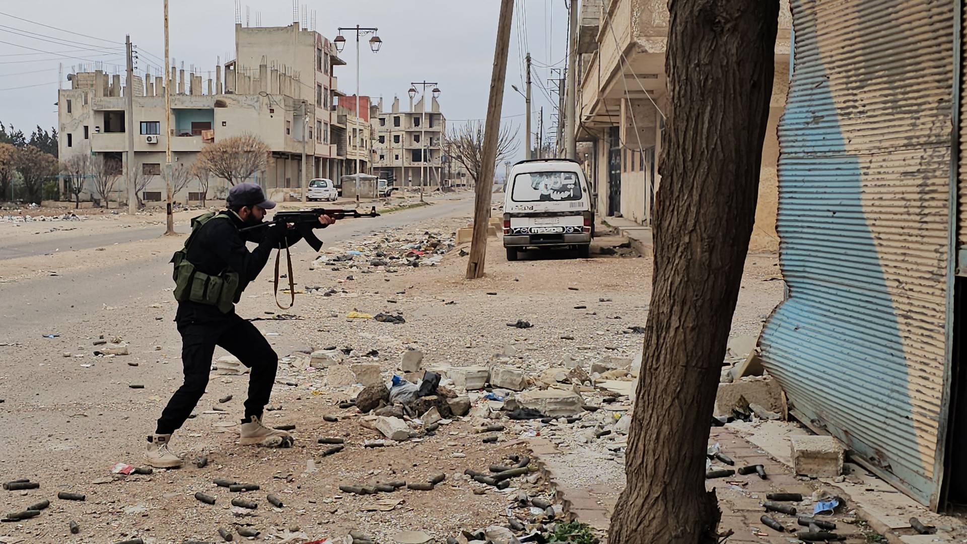 اشتباكات عنيفة في محيط قرية تعنيتا بريف طرطوس