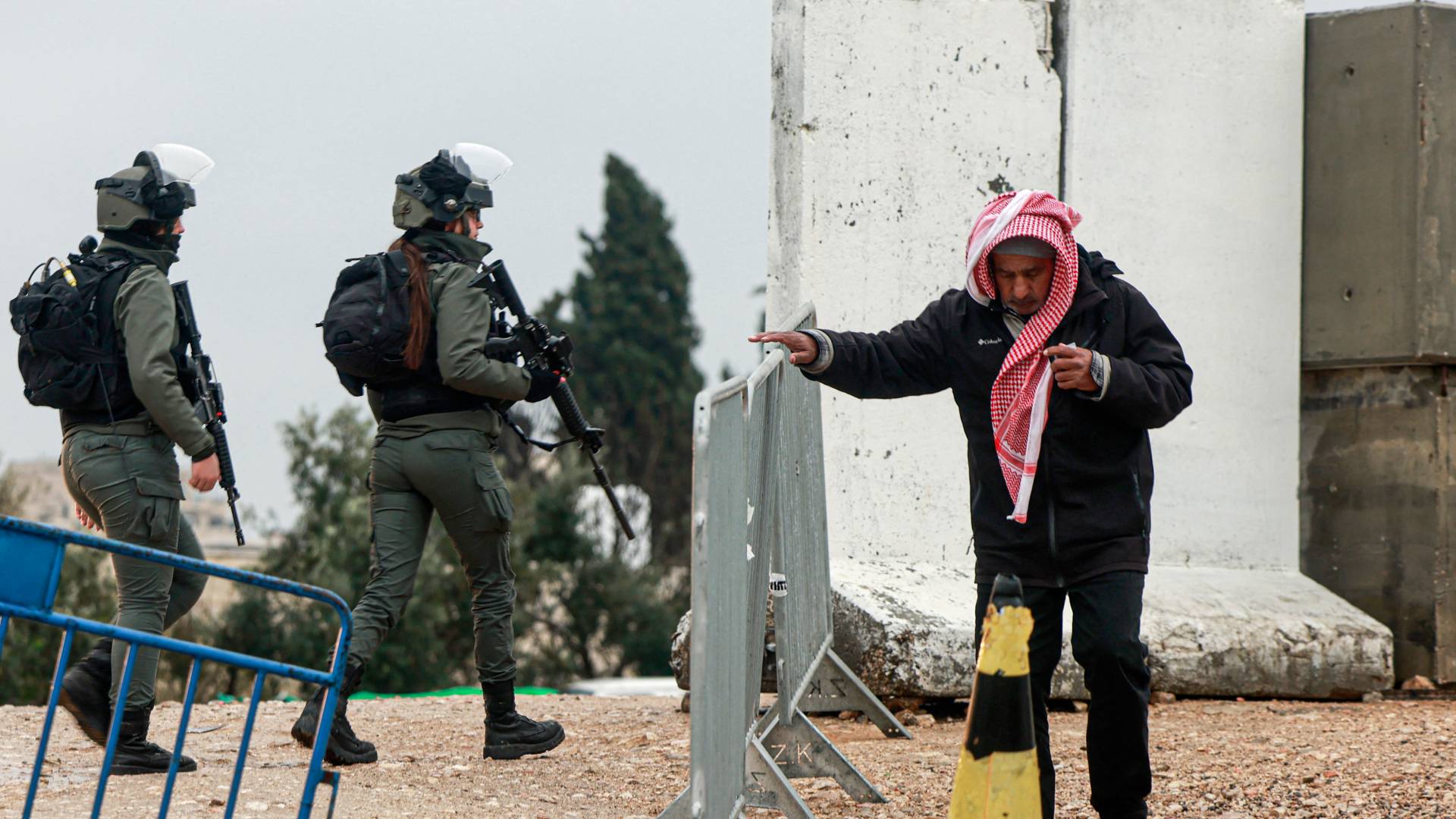 قوات الاحتلال قرب المسجد الأقصى