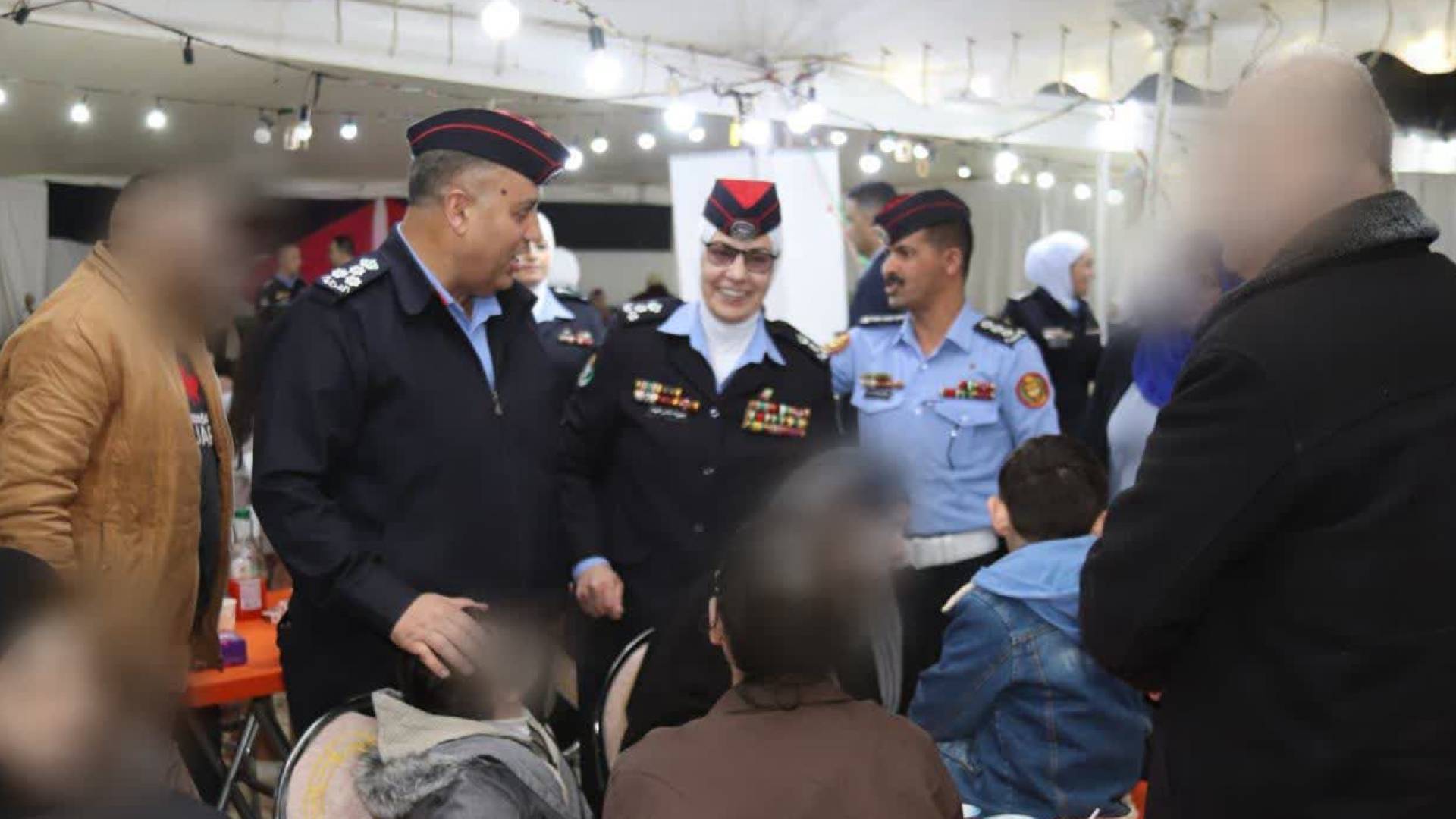 نزيلات مركز إصلاح النساء يستقبلن ذويهن على مأدبة الإفطار