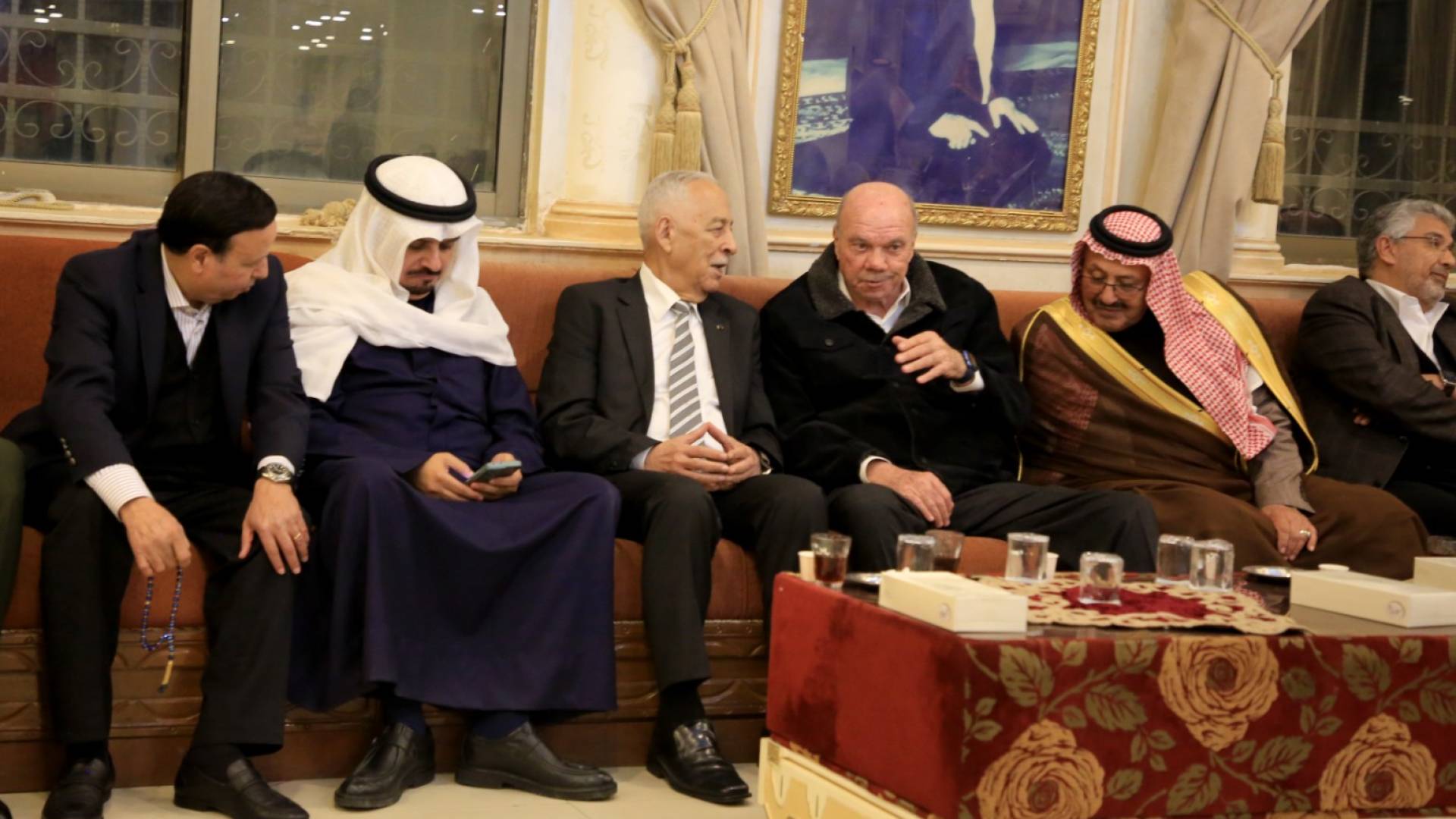 مندوبا عن الملك وولي العهد...العيسوي يعزي عشائر الفايز والمطيري والبقاعين والجزازي والرحاحلة