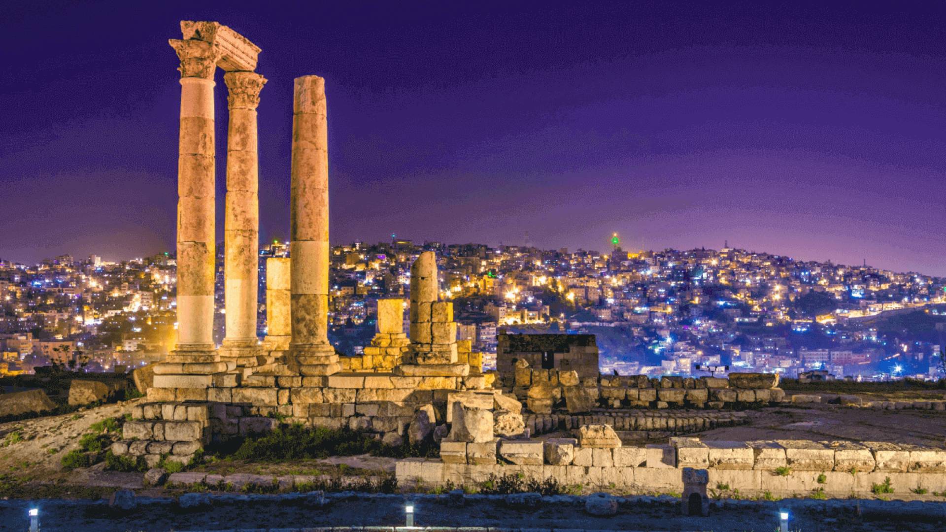 جانب من موقع جبل القلعة الأثري في العاصمة عمان