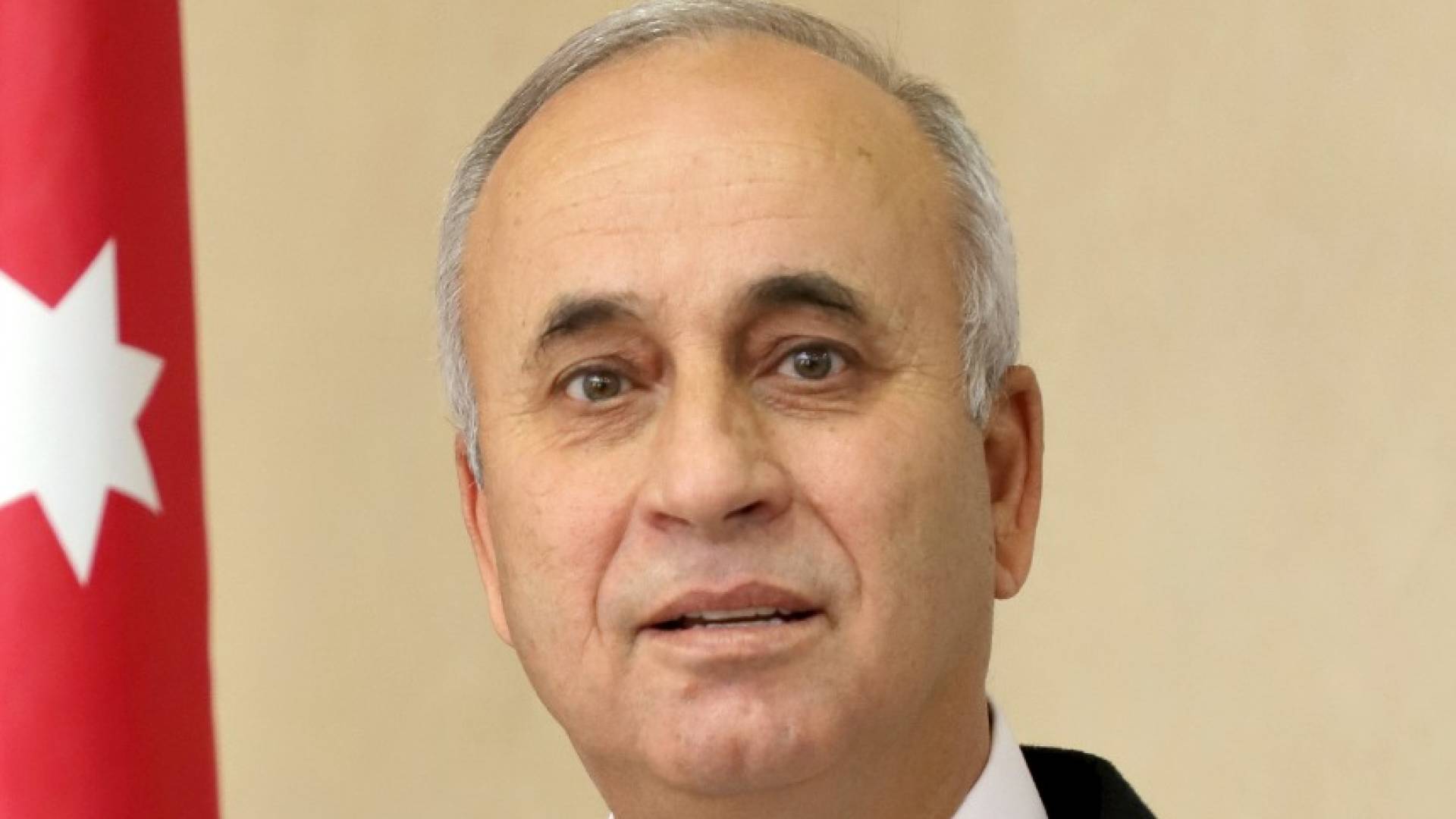 حسام أبو علي، مدير عام دائرة ضريبة الدخل والمبيعات